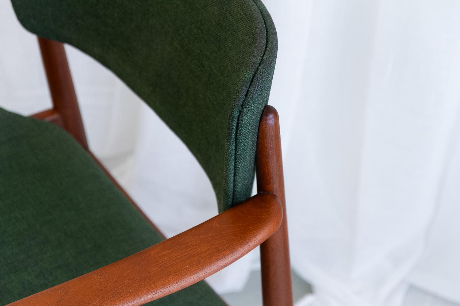 Danish Modern Teak Armchair with Green Wool, 1960s. For Sale 12