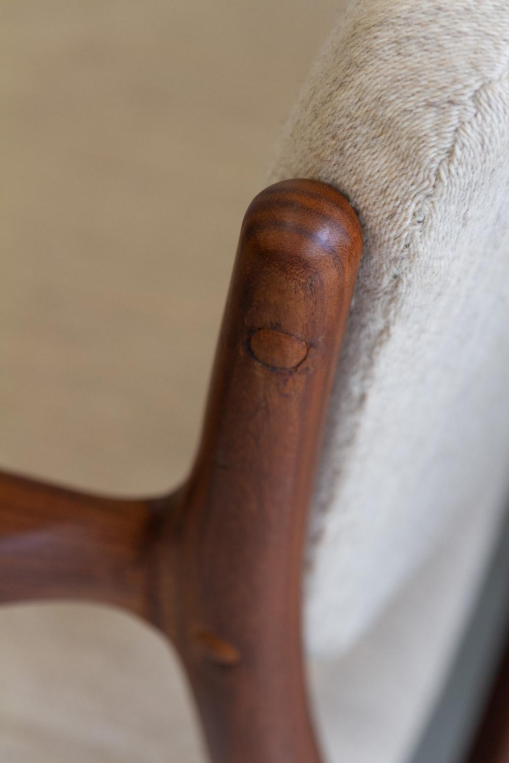Poltrone moderne danesi in teak, anni '50. Set di 2. in vendita 12
