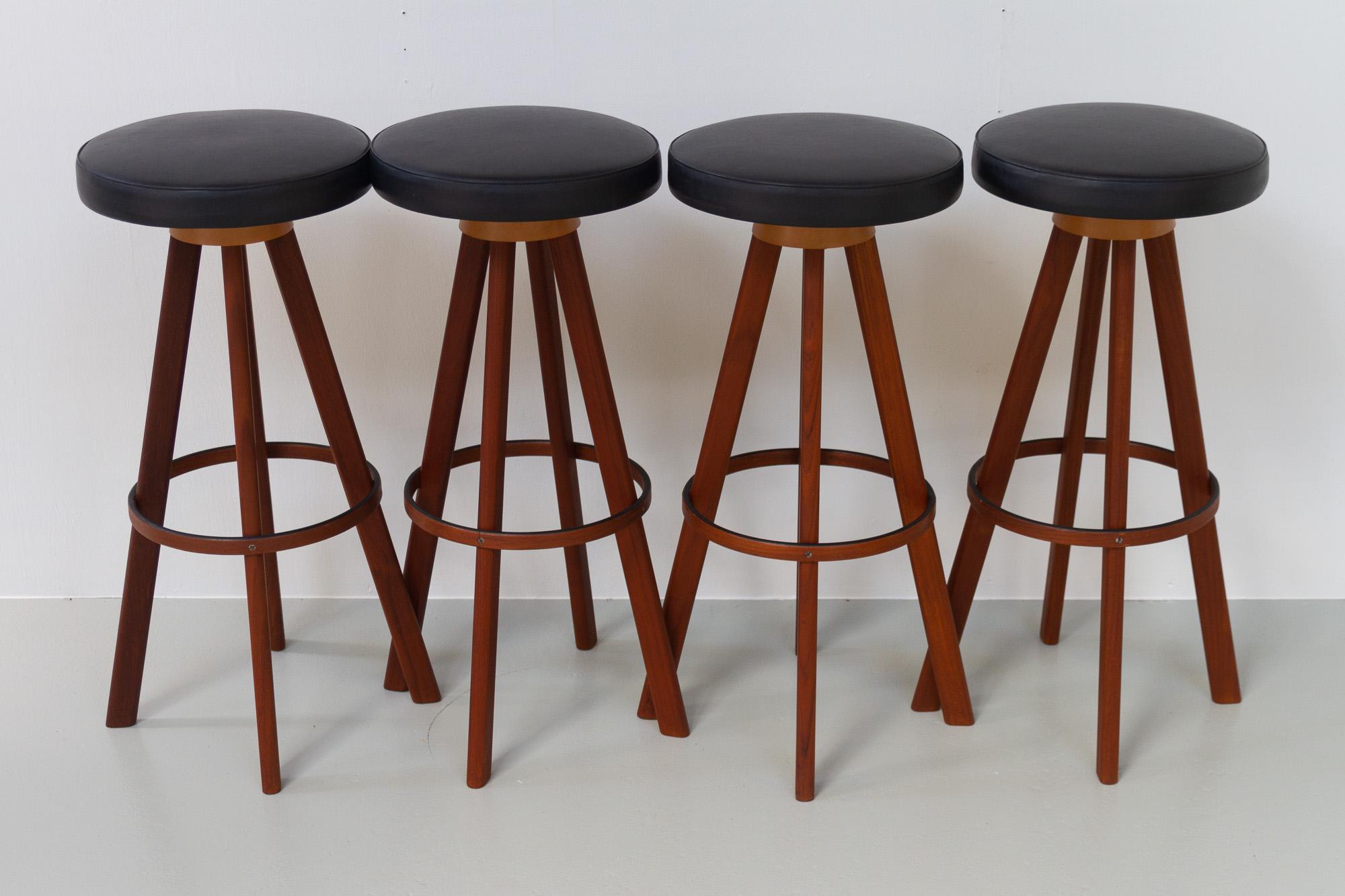 Danish Modern Teak Bar Stools by Hans Olsen for Frem Røjle, 1960s. Set of 4 3