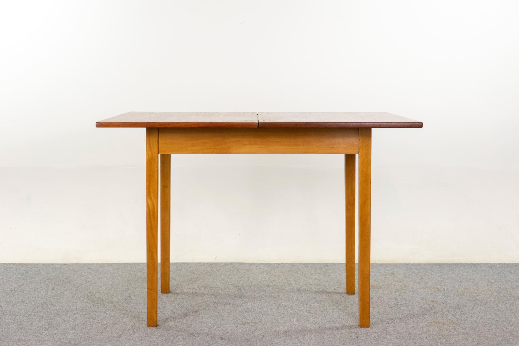 Danish Modern Teak & Beech Flip Top Dining Table For Sale 4