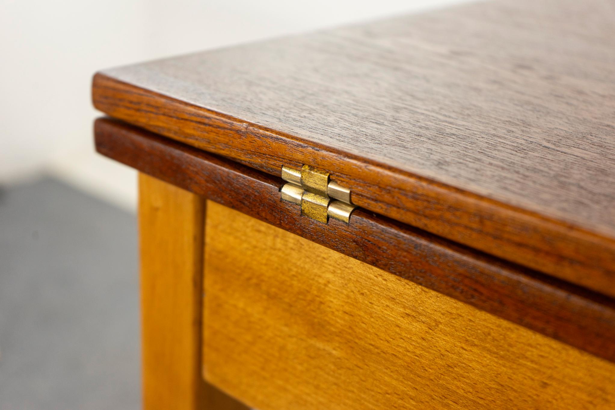 Danish Modern Teak & Beech Flip Top Dining Table For Sale 3