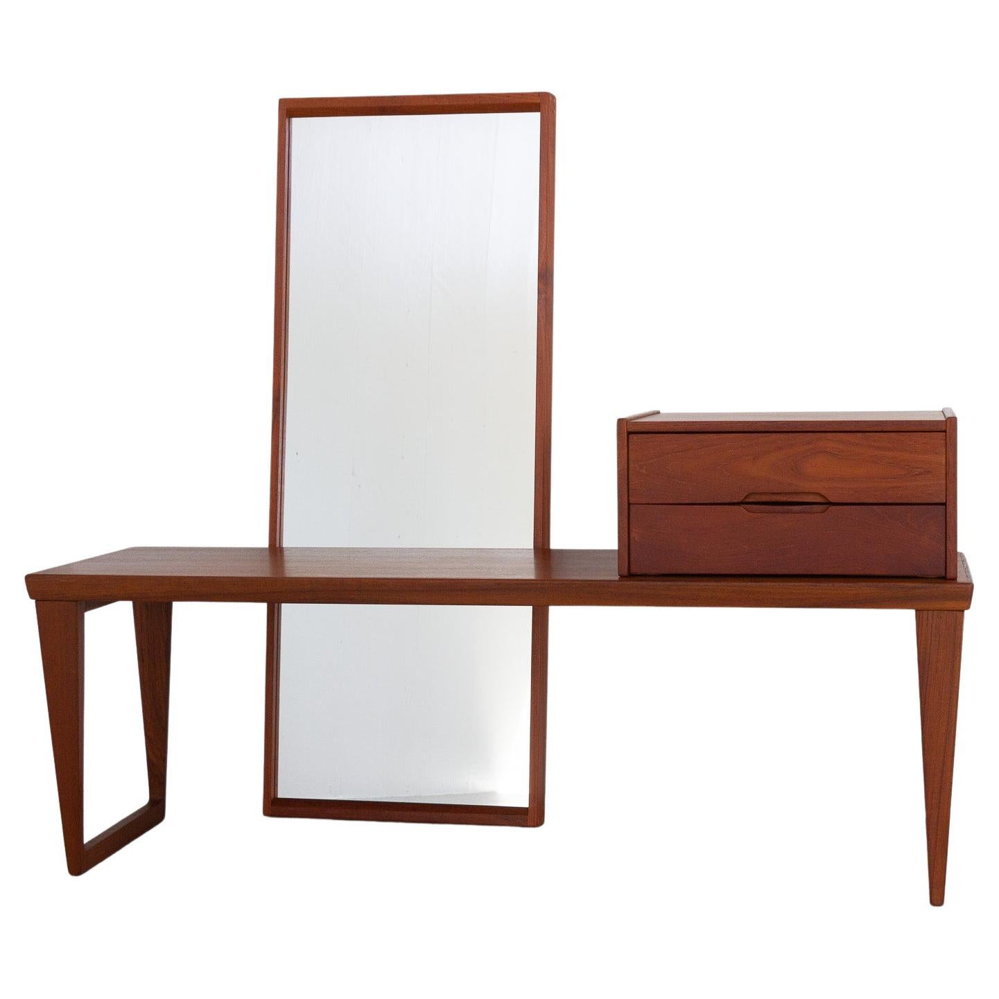 Danish Modern Teak Bench, Mirror and Drawers by Kai Kristiansen 1960s For Sale