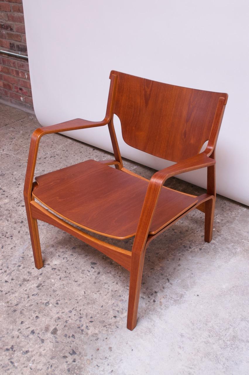 Mid-Century Modern Fauteuil Sculptural Moderne Danois en Teck et Bois de Bentwood en vente