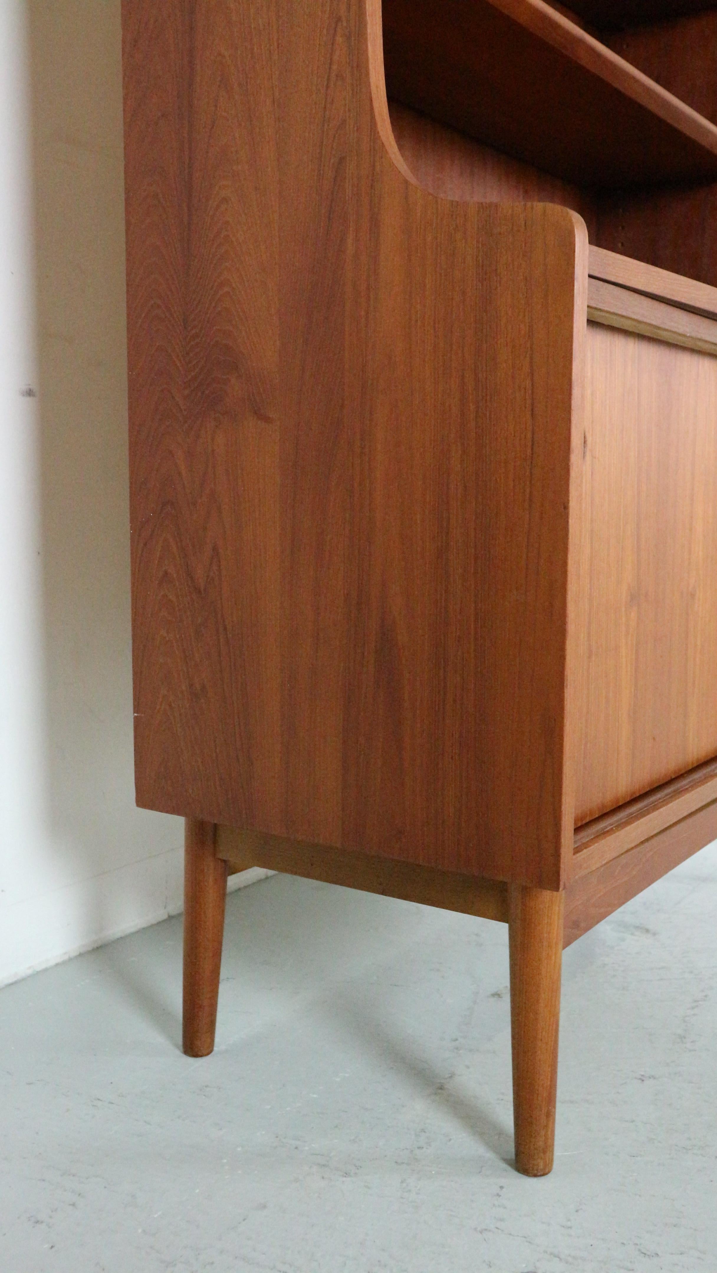Danish Modern Teak Bookcase by Johannes Sorth for Bornholm Møbelfabrik, 1960s For Sale 11