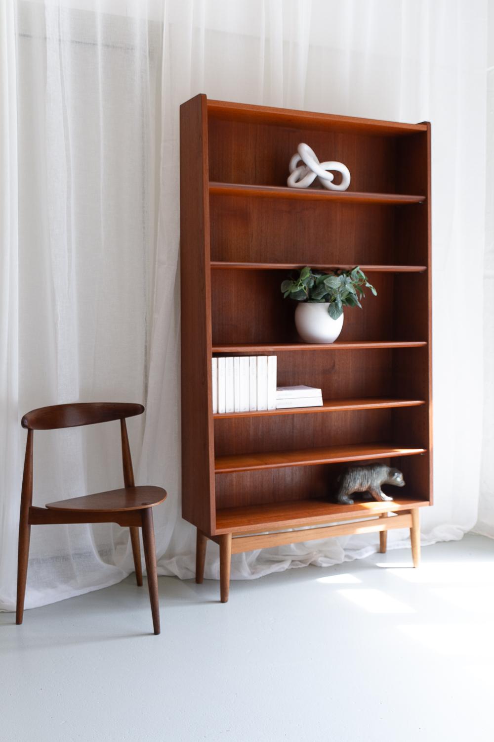Danish Modern Teak Bookcase by Johannes Sorth for Nexø, 1960s. 12