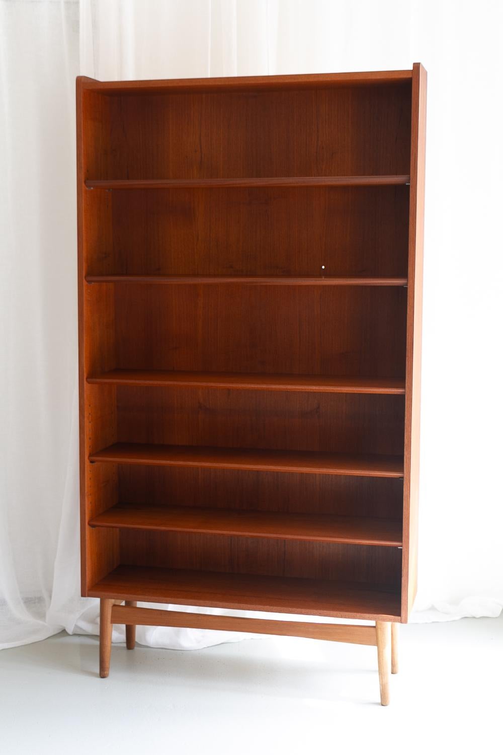 Scandinavian Modern Danish Modern Teak Bookcase by Johannes Sorth for Nexø, 1960s.