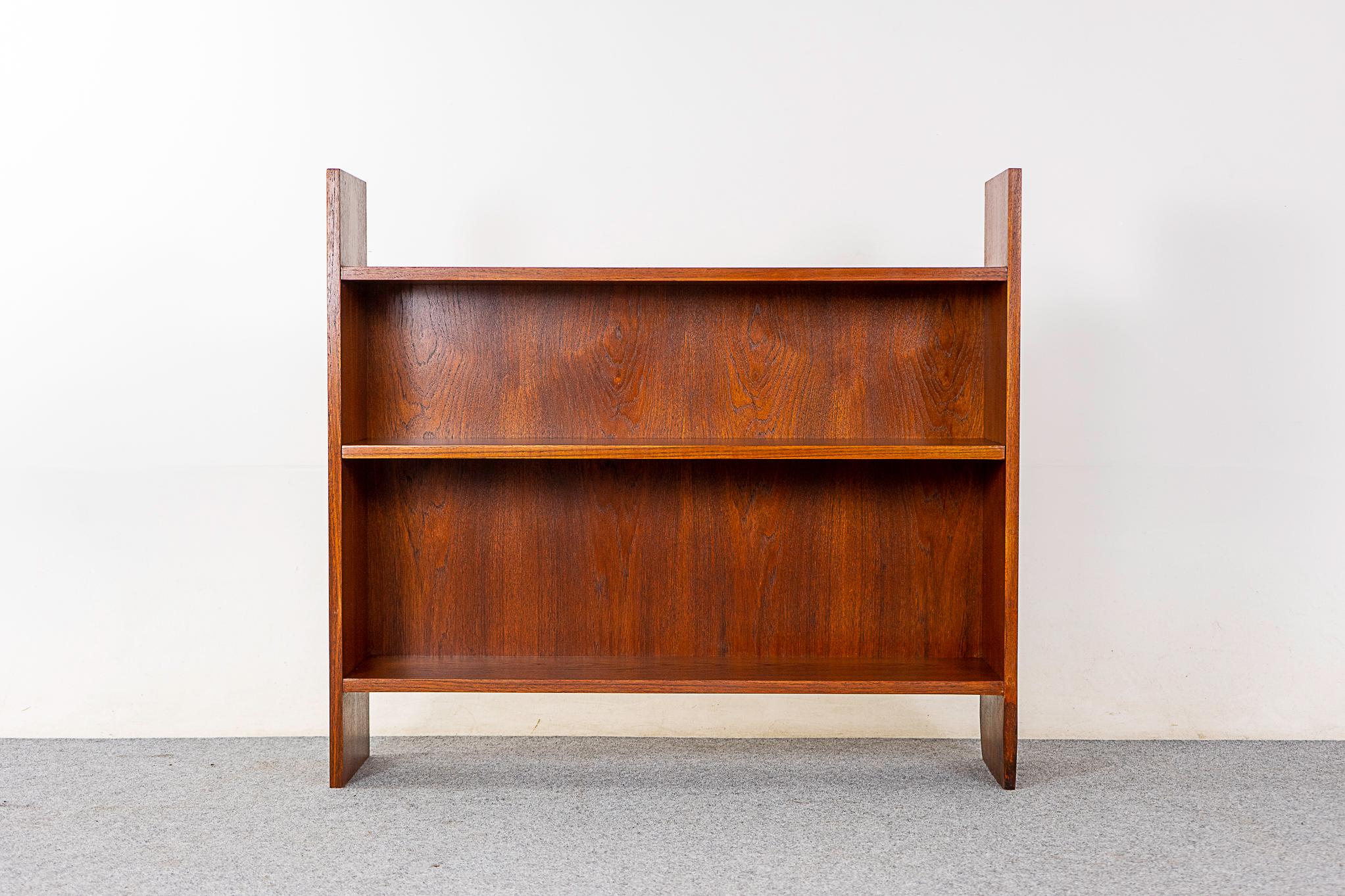 Danish Modern Teak Bookcase For Sale at 1stDibs