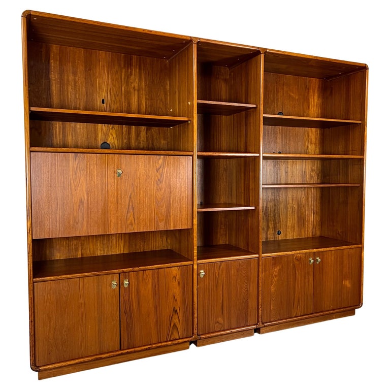 Danish Modern Teak Bookcase For Sale at 1stDibs