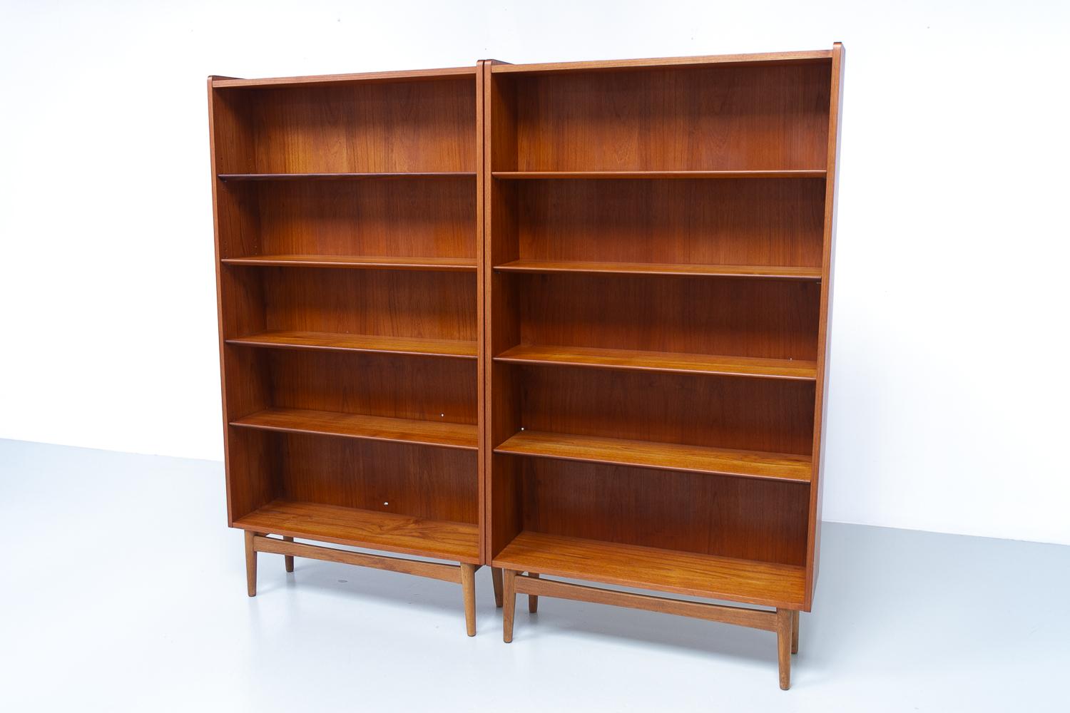 Danish Modern Teak Bookcases by Johannes Sorth for Nexø, 1960s. Set of 2. 2
