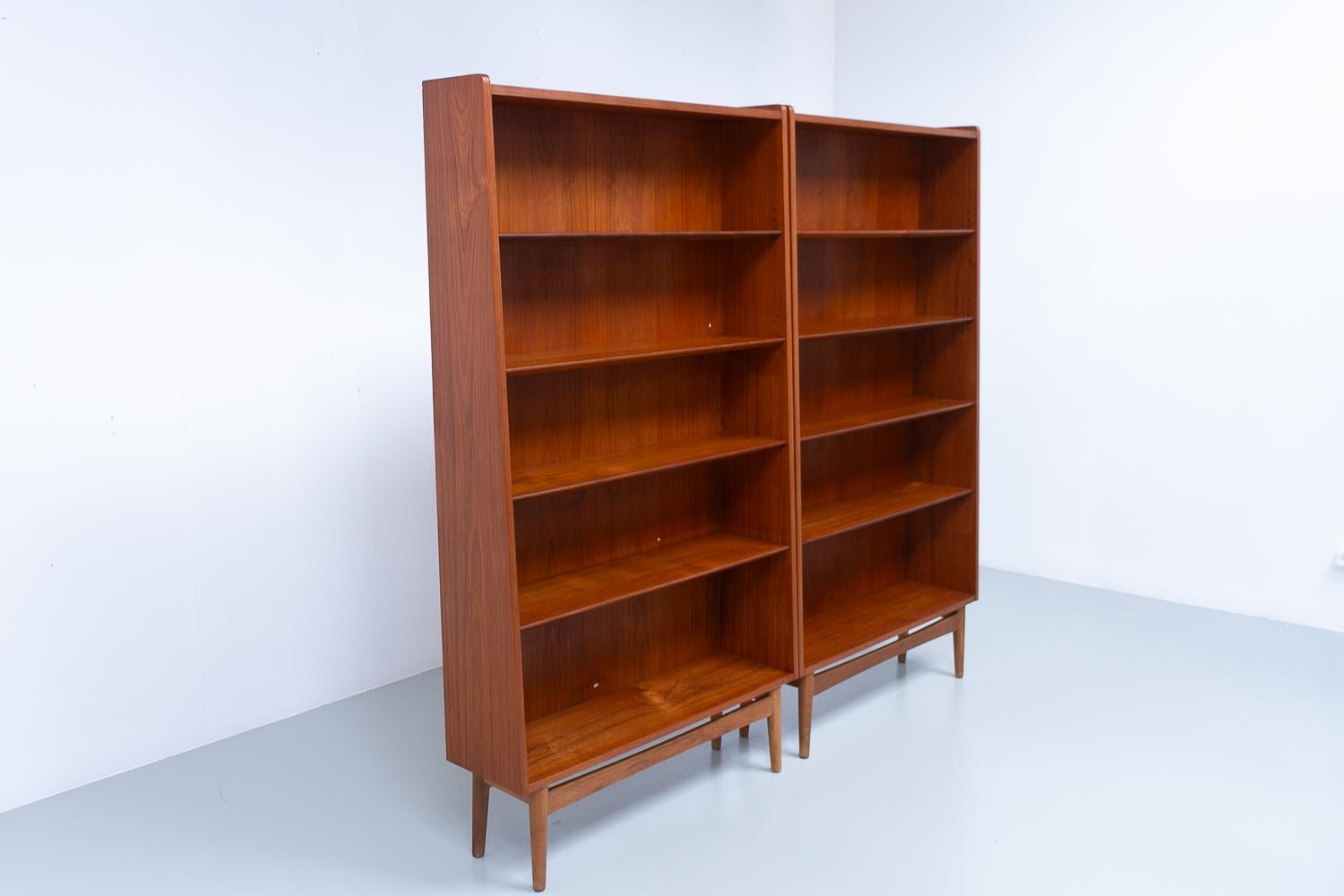 Danish Modern Teak Bookcases by Johannes Sorth for Nexø, 1960s. Set of 2. 3