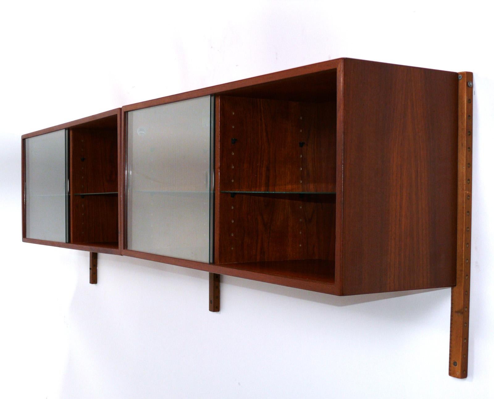 Mid-Century Modern Danish Modern Teak Bookshelf Wall Unit For Sale