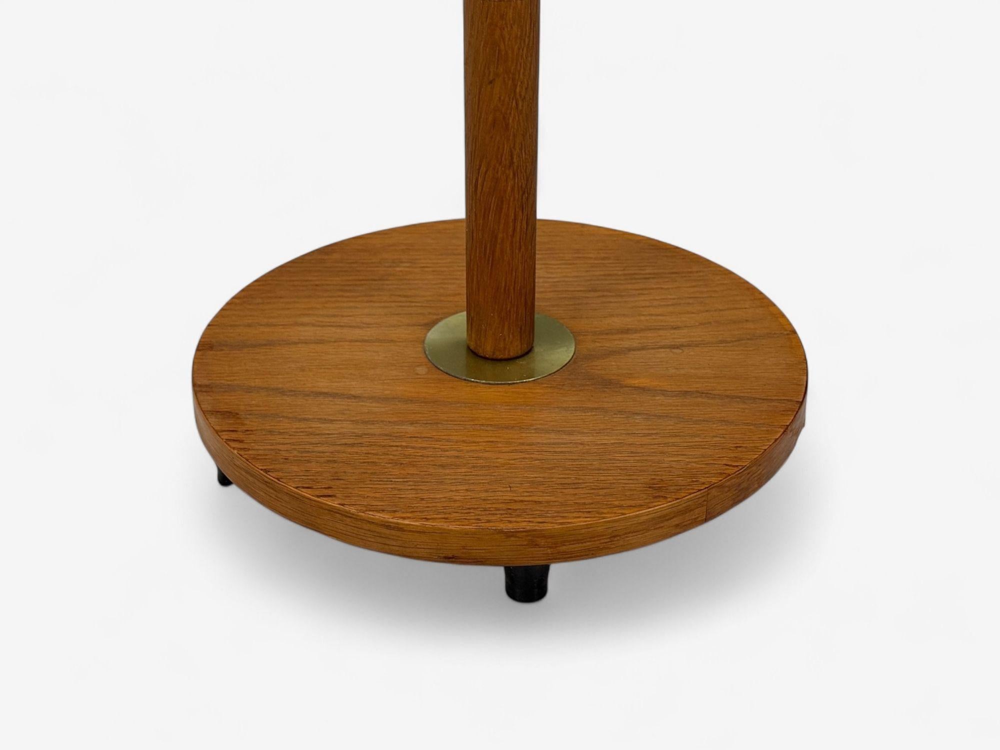Ottone Danish Modern, Teak, Brass, Floor Lamp, Denmark, 1960s in vendita
