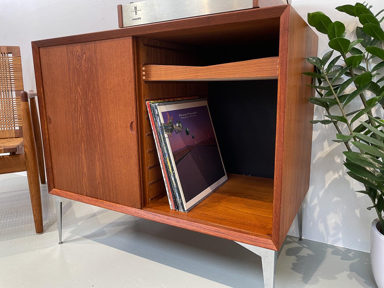 Danish Modern Teak Cabinet by Poul Cadovius for Cado, 1960s. For Sale 11