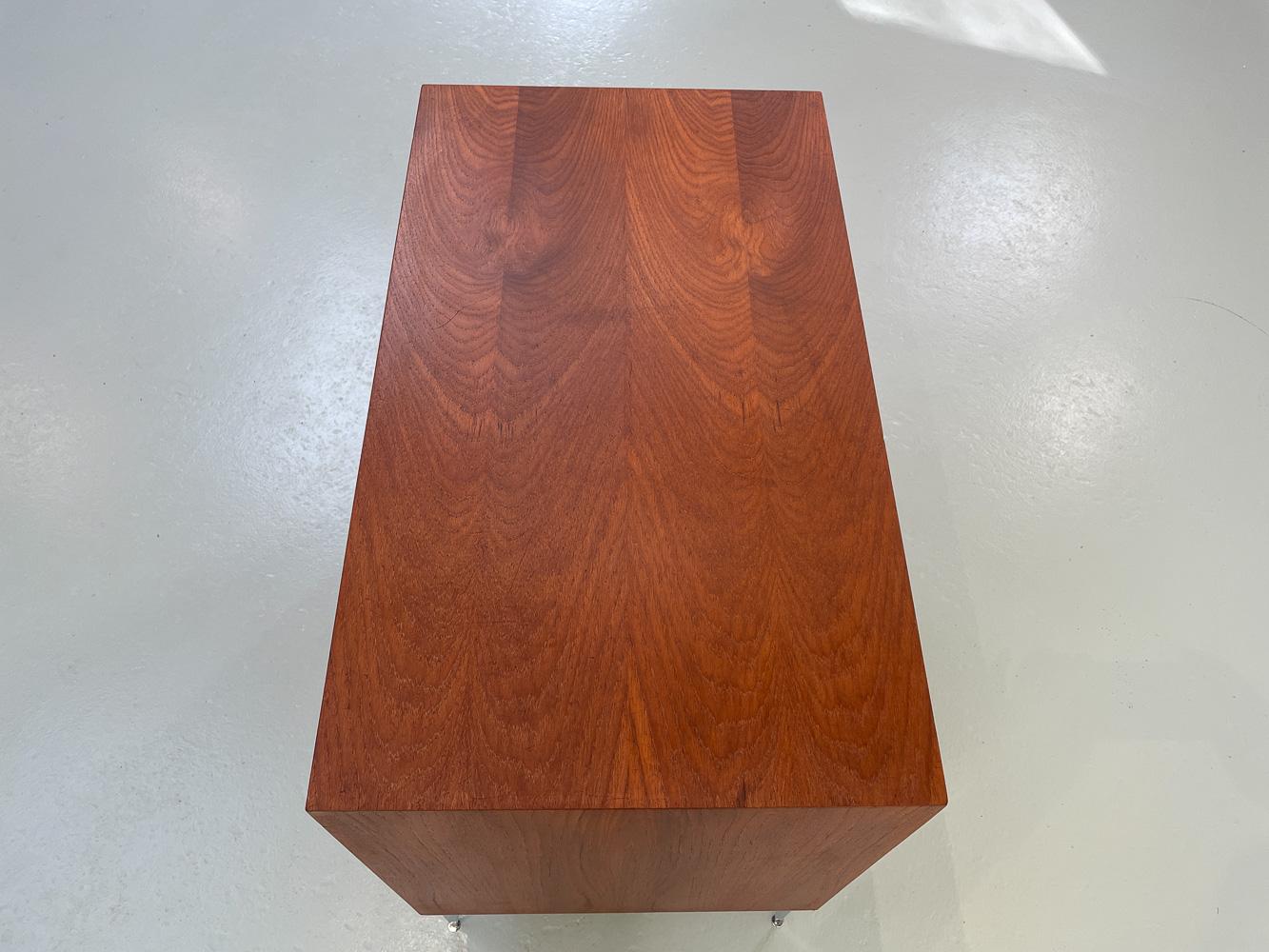 Danish Modern Teak Cabinet by Poul Cadovius for Cado, 1960s. In Good Condition For Sale In Asaa, DK