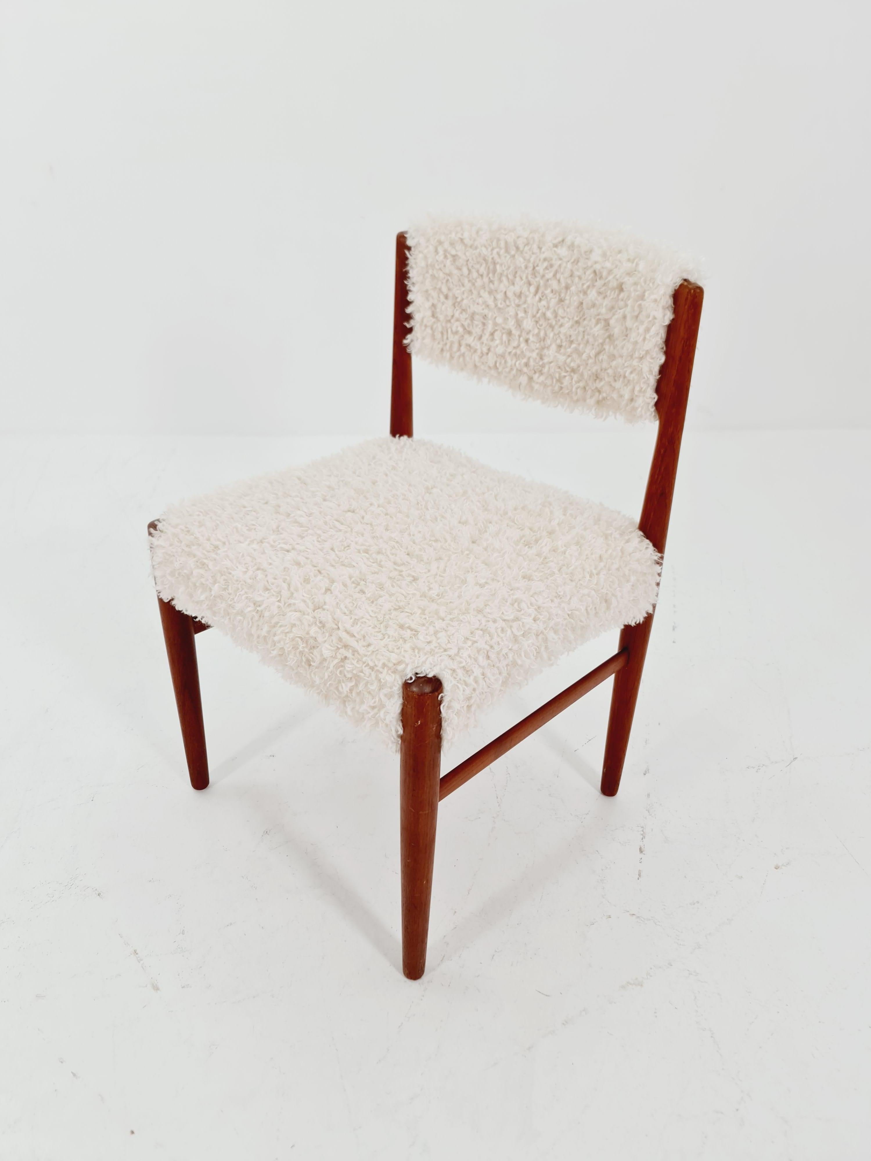 Danese Sedia danese moderna in teak By Design/One  clostrup  , 1960s in vendita
