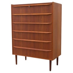 Danish Modern Teak Chest of Drawers, 1960s