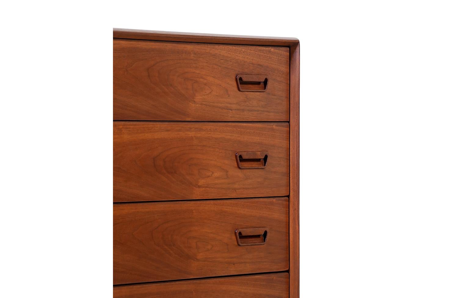 Mid-20th Century Expertly Restored - Danish Modern Teak Chest of Drawers by Munch Slagelse For Sale