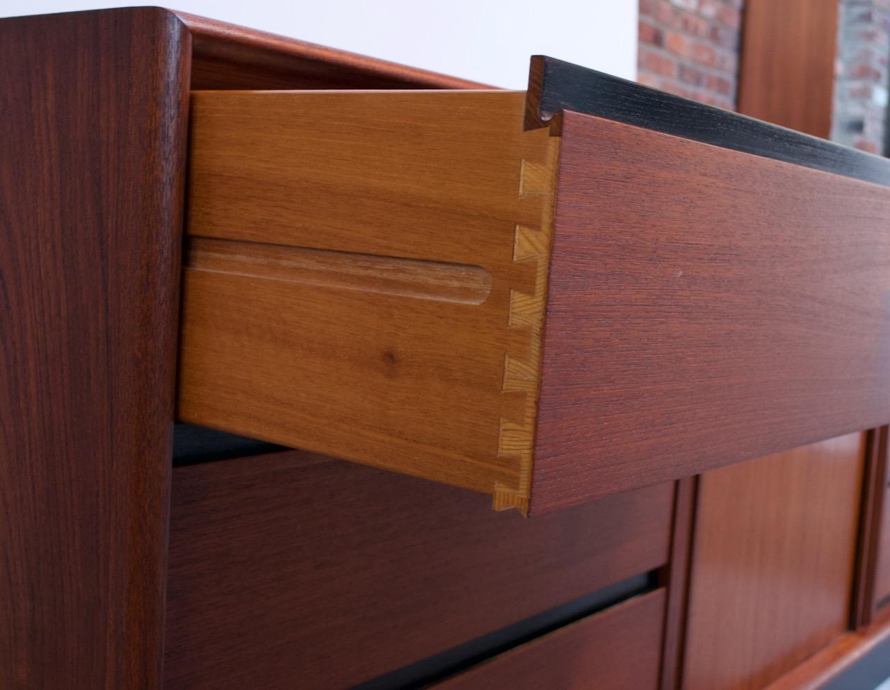 Danish Modern Teak Chest of Drawers / Credenza by Danflex Systems 4