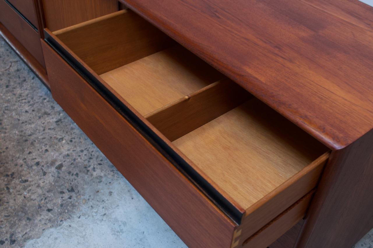 Danish Modern Teak Chest of Drawers / Credenza by Danflex Systems 6