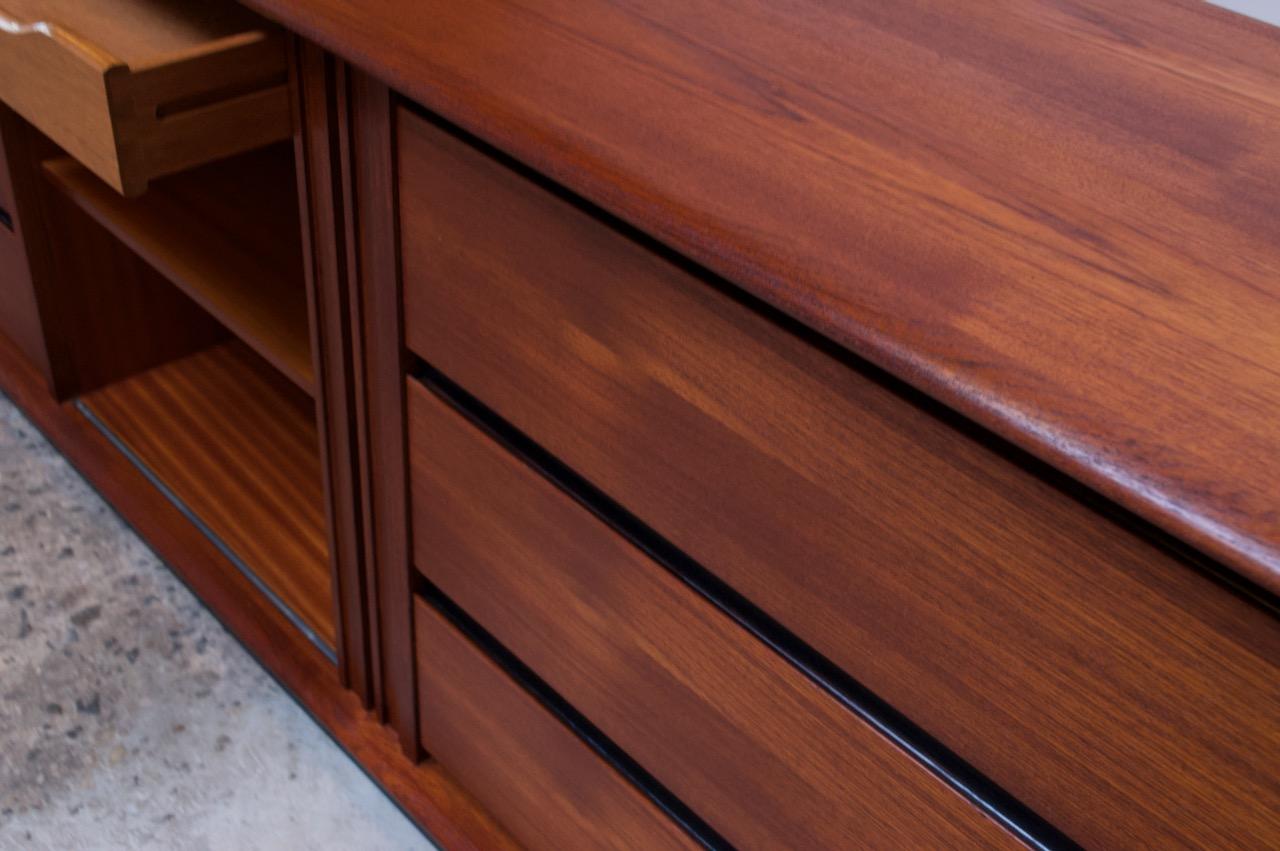 Danish Modern Teak Chest of Drawers / Credenza by Danflex Systems 8