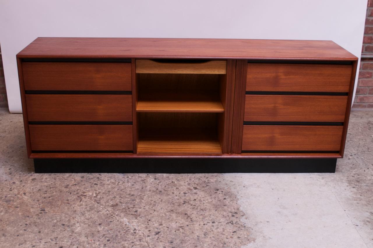 Mid-Century Modern Danish Modern Teak Chest of Drawers / Credenza by Danflex Systems