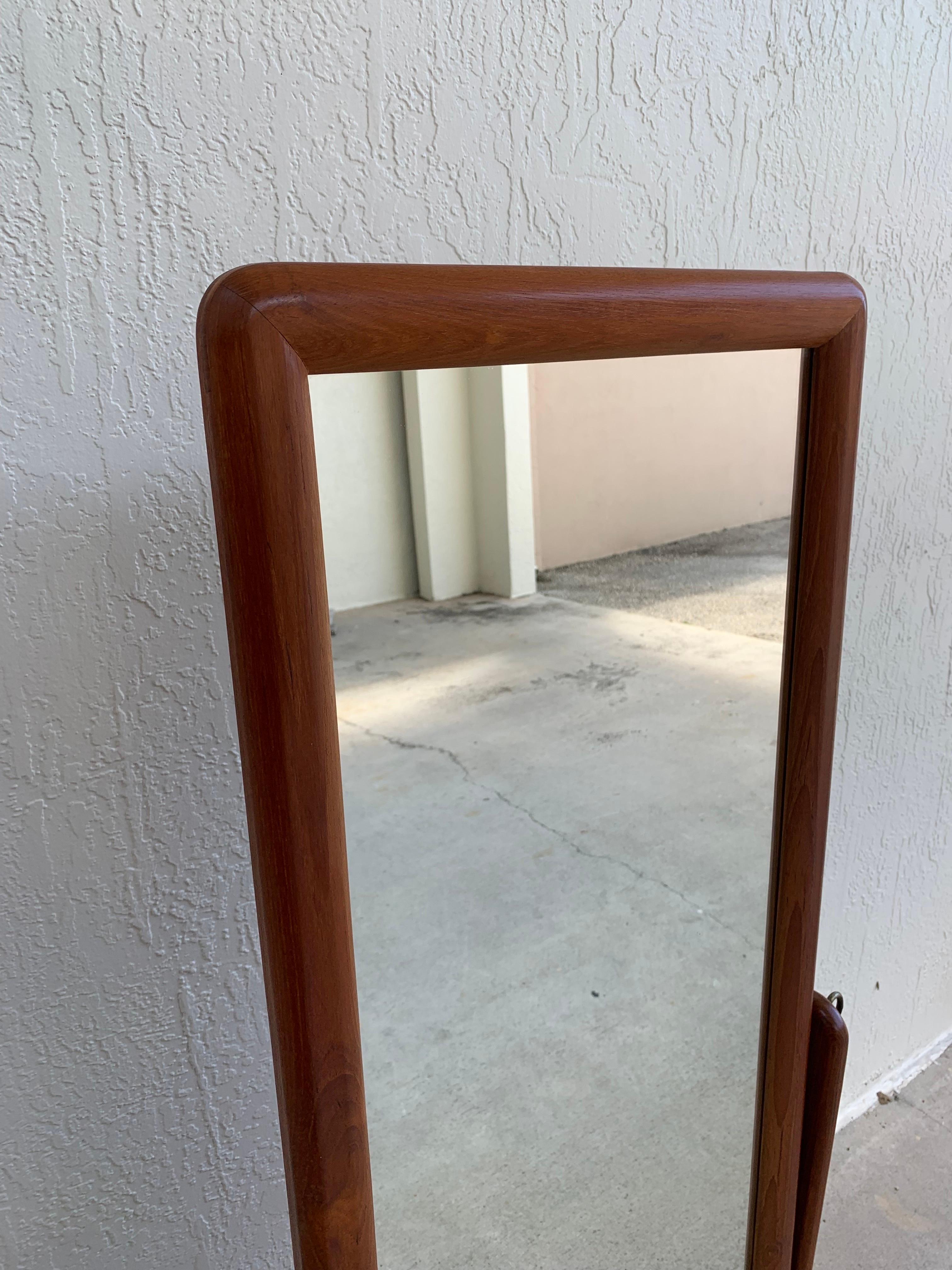 Danish Modern Teak Cheval Mirror In Good Condition In Boynton Beach, FL