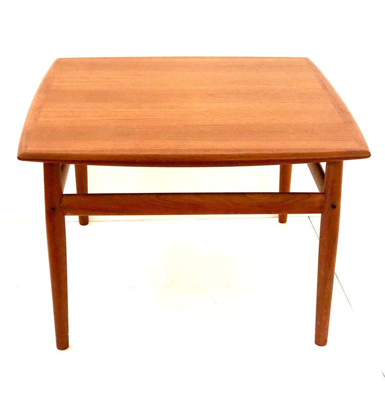 Danish Modern Teak Cocktail Table by Grete Jalk for Glastrup