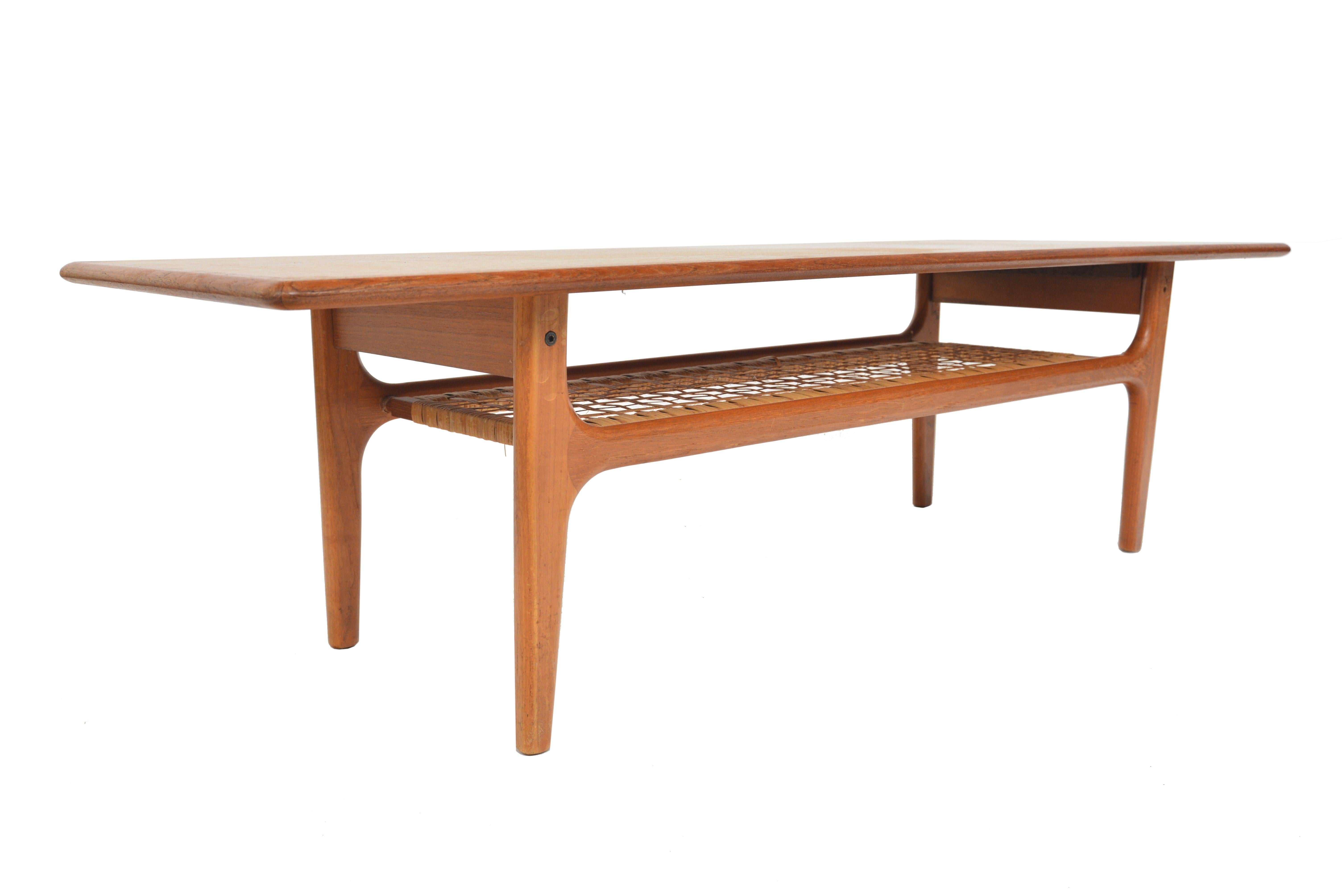 Danish Modern Teak Coffee Table by Trioh In Good Condition In Berkeley, CA