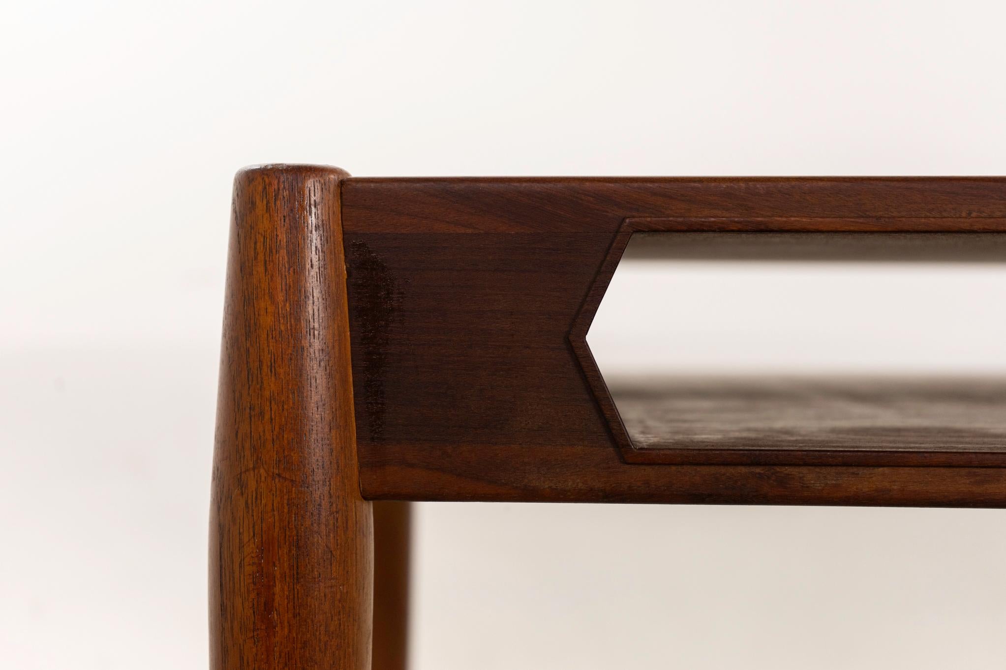 Placage Table basse danoise en teck The Moderns en vente