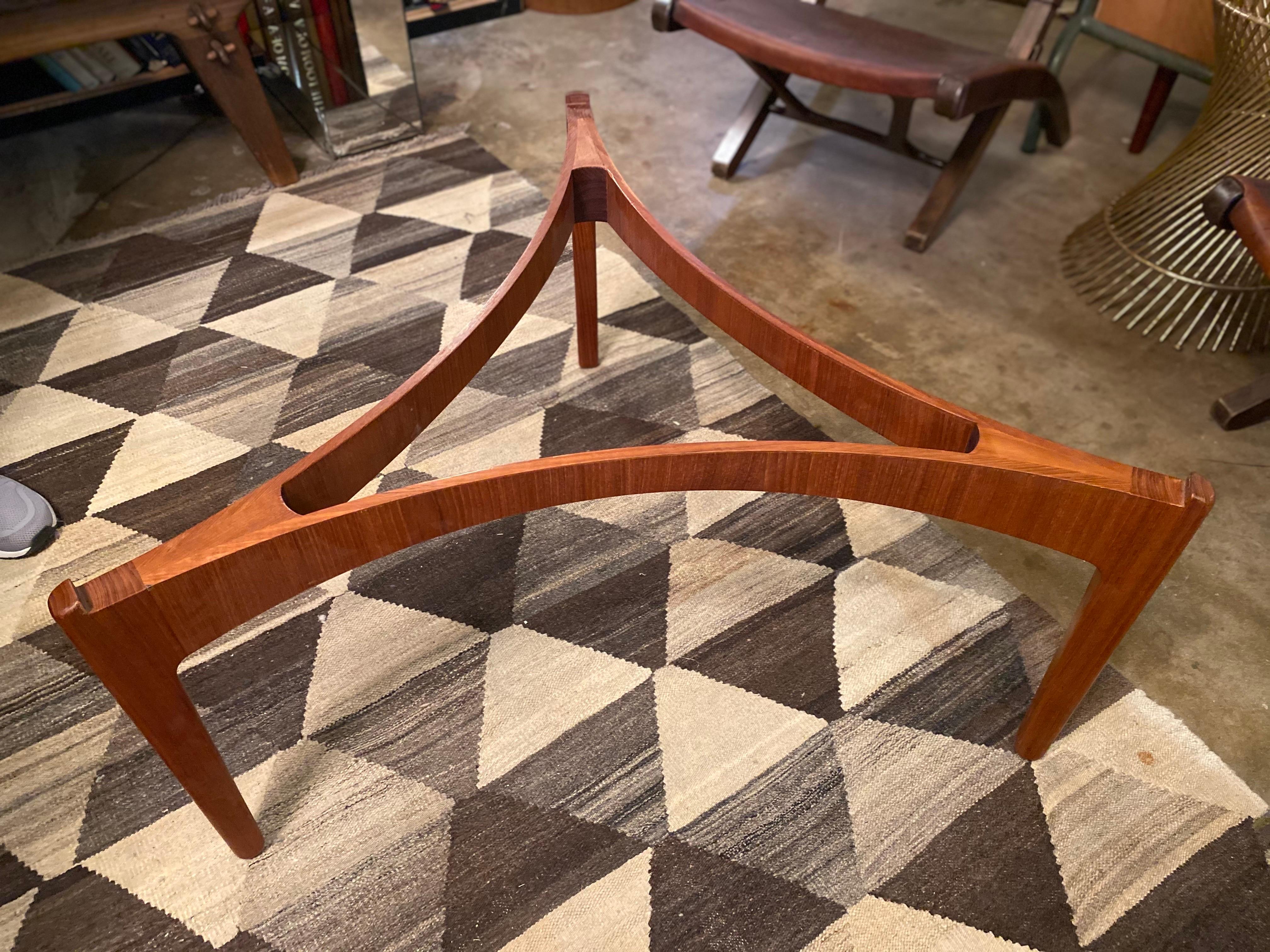 Danish Modern Teak Coffee Table Sven Ellekaer for Christian Linneberg In Good Condition In San Antonio, TX