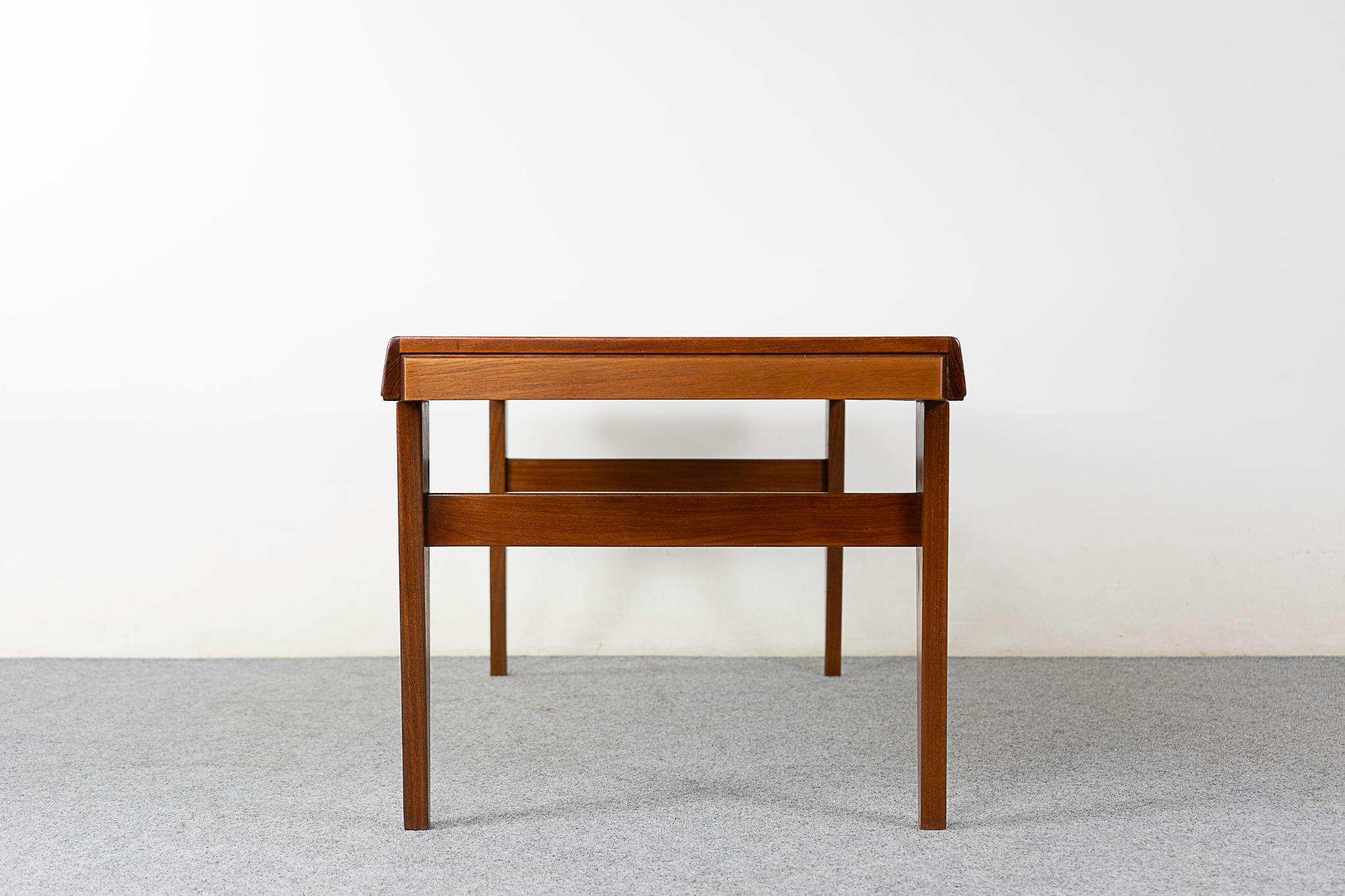 Danish Modern Teak Coffee Table with Drawer For Sale 5