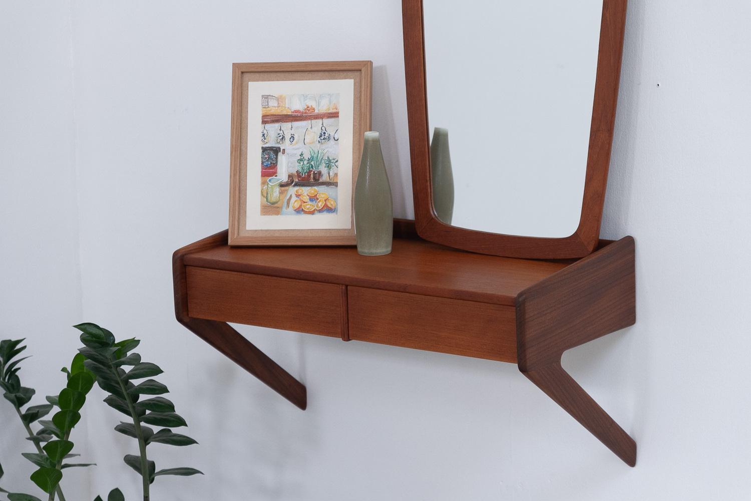 Danish Modern Teak Console by Sigfred Omann for Ølholm, 1960s. 5