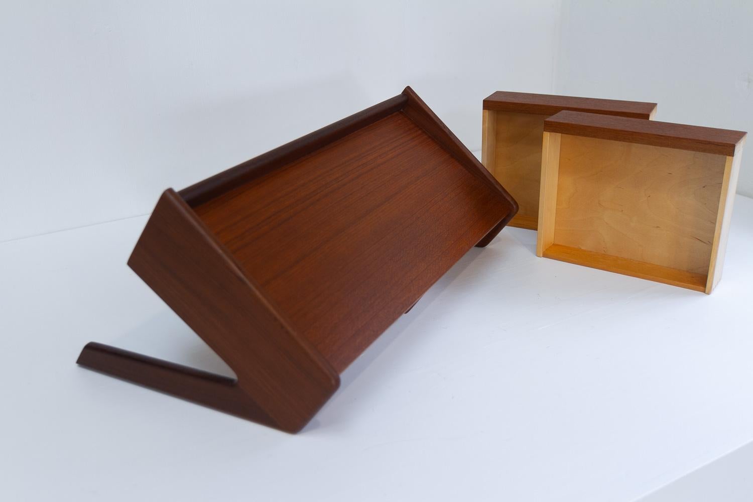 Danish Modern Teak Console by Sigfred Omann for Ølholm, 1960s. 13