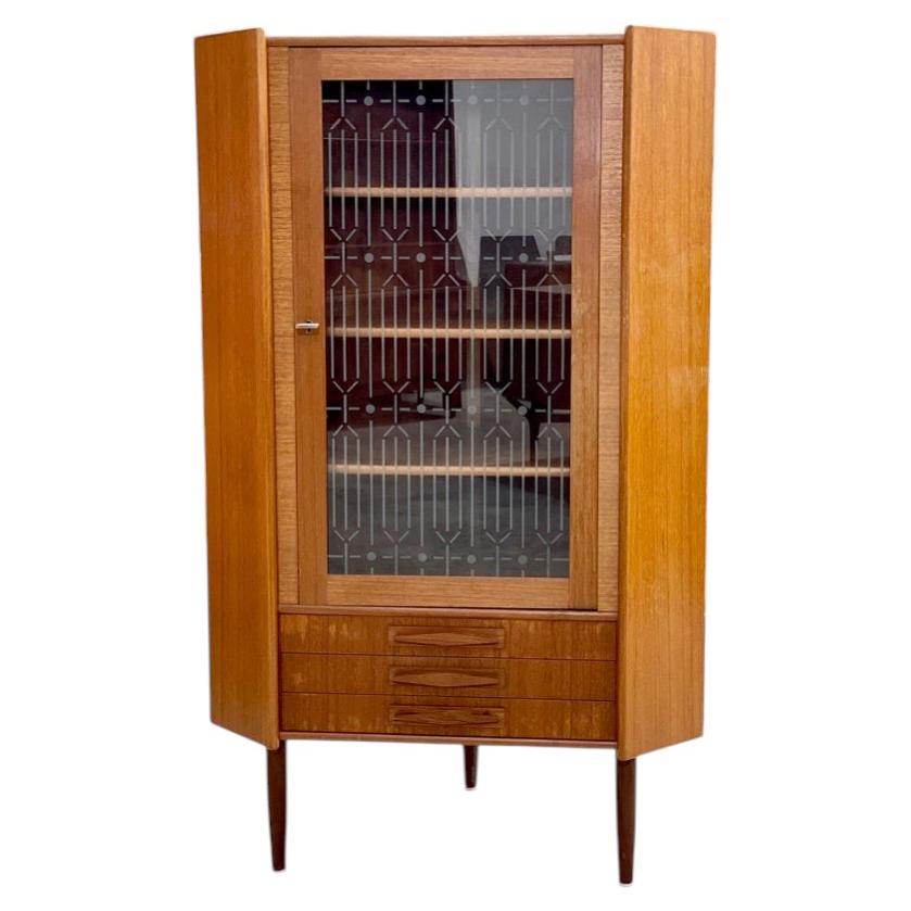 Danish Modern Teak Corner Glass Curio Cabinet or Bar For Sale