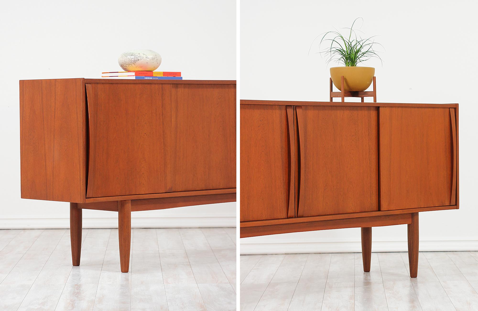 Danish Modern Teak Credenza by Dyrlund 5