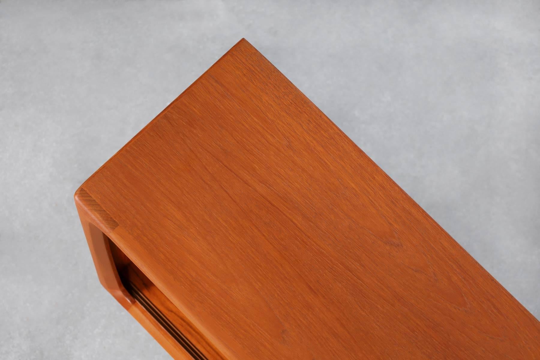 Credenza o libreria moderna danese in teak con ante in vetro di Bernhard Pedersen in vendita 3
