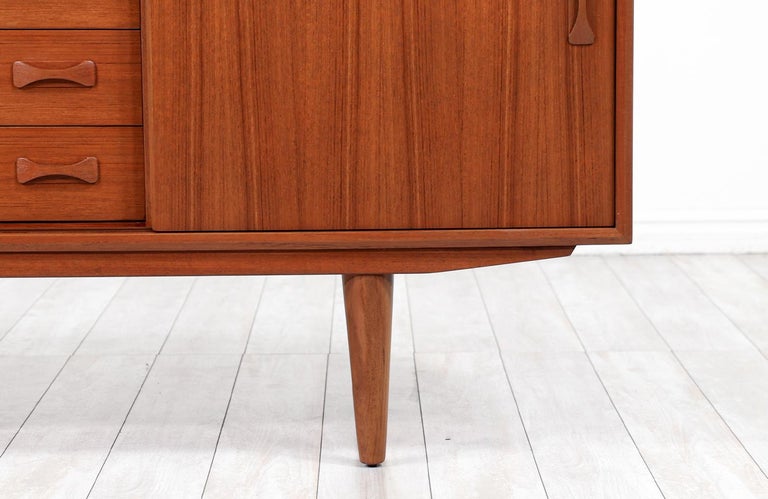 Danish Modern Teak Credenza with Bowtie Style Pulls by Clausen & Søn For Sale 4
