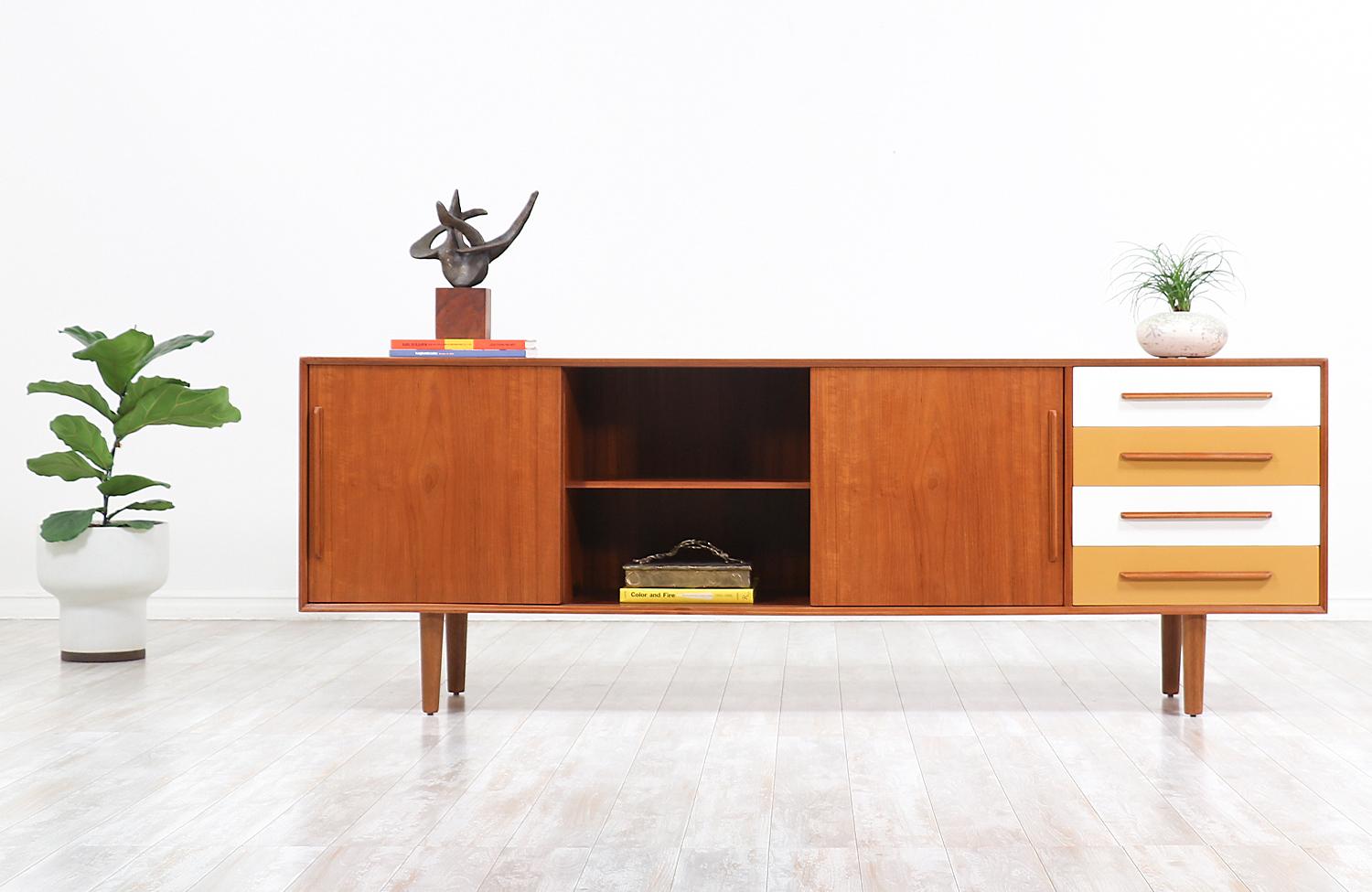 credenza danish