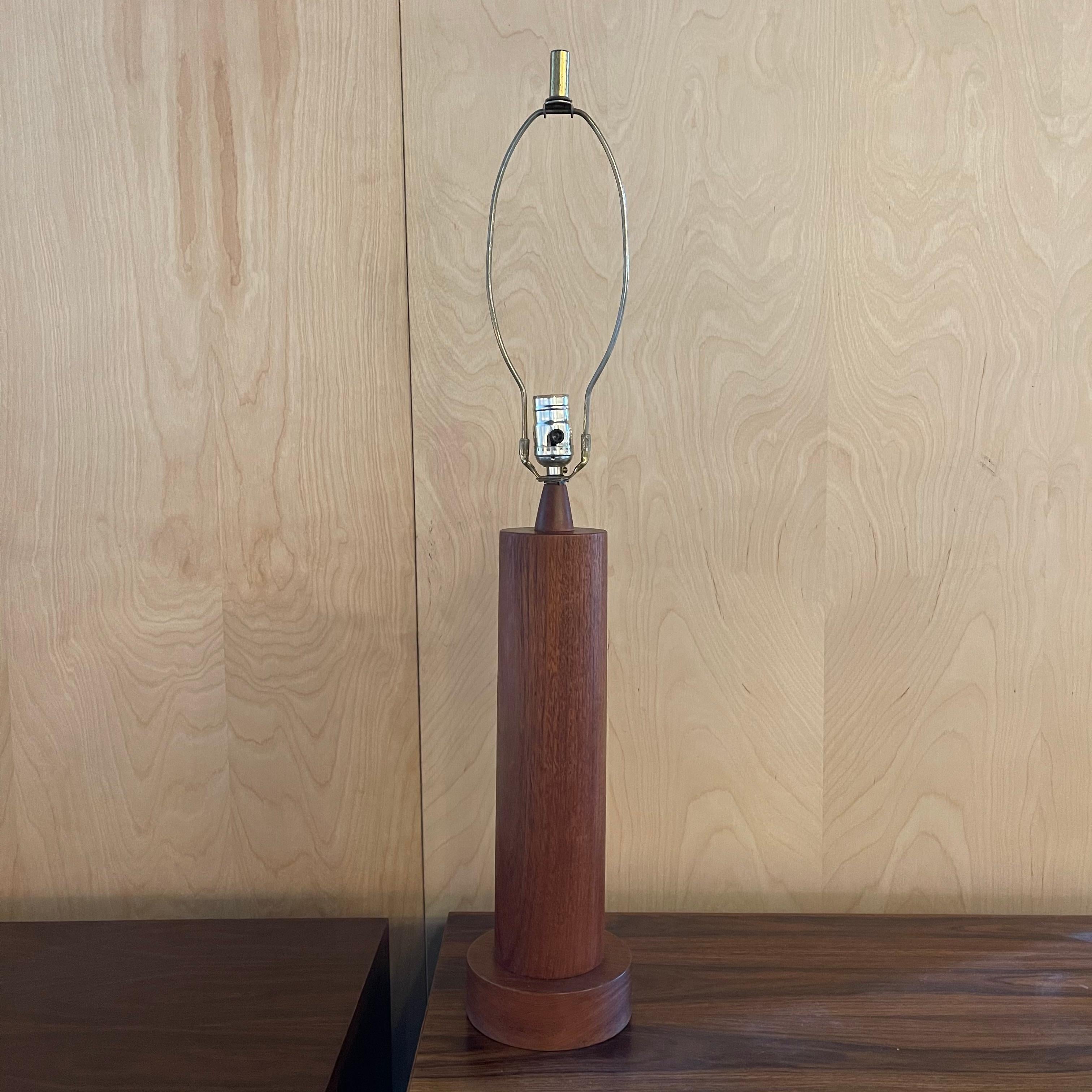Danish Modern Teak Cylinder Table Lamp In Good Condition In Brooklyn, NY
