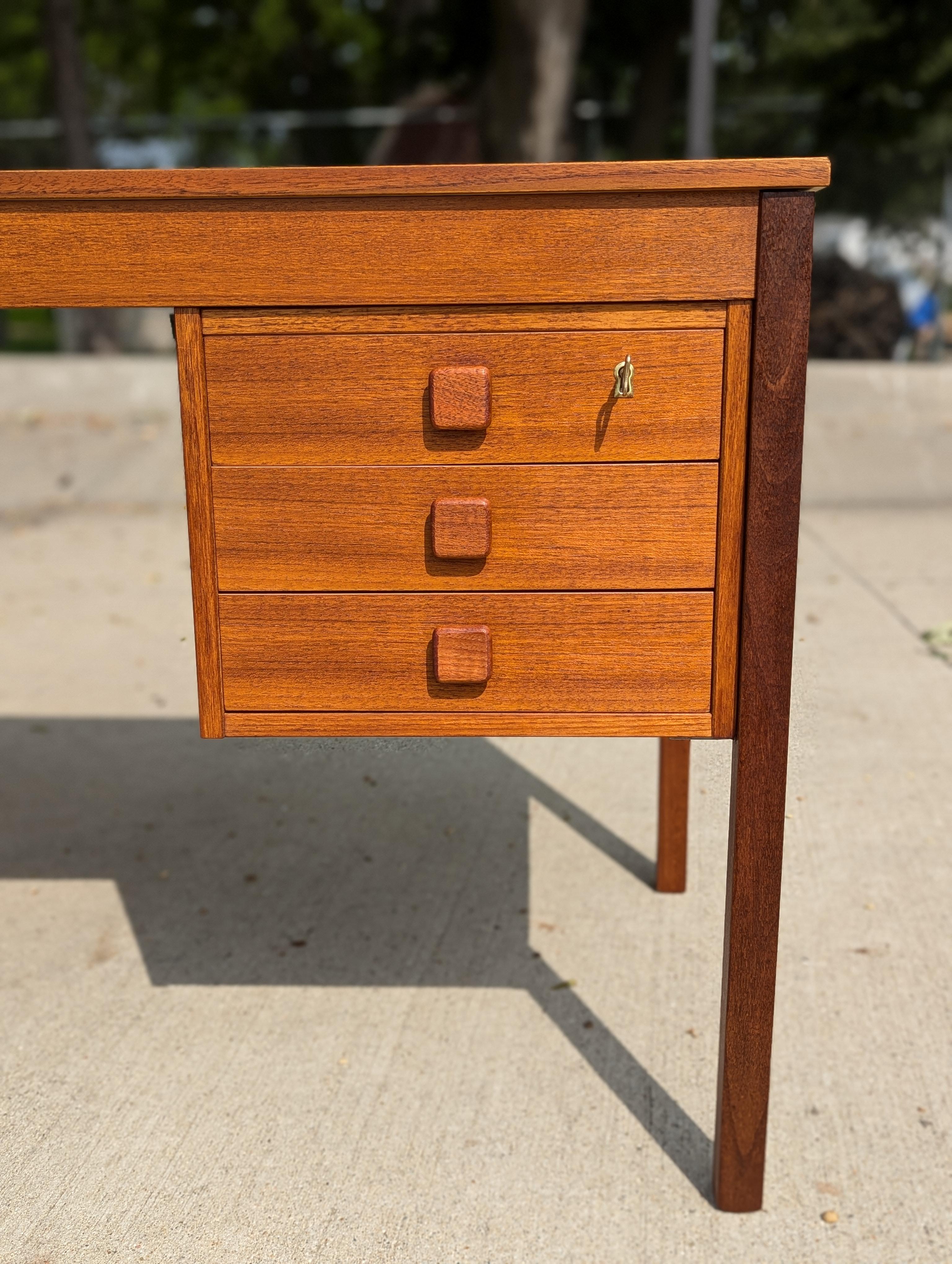 Danish Modern Teak Desk By Domino Møbler For Sale 6
