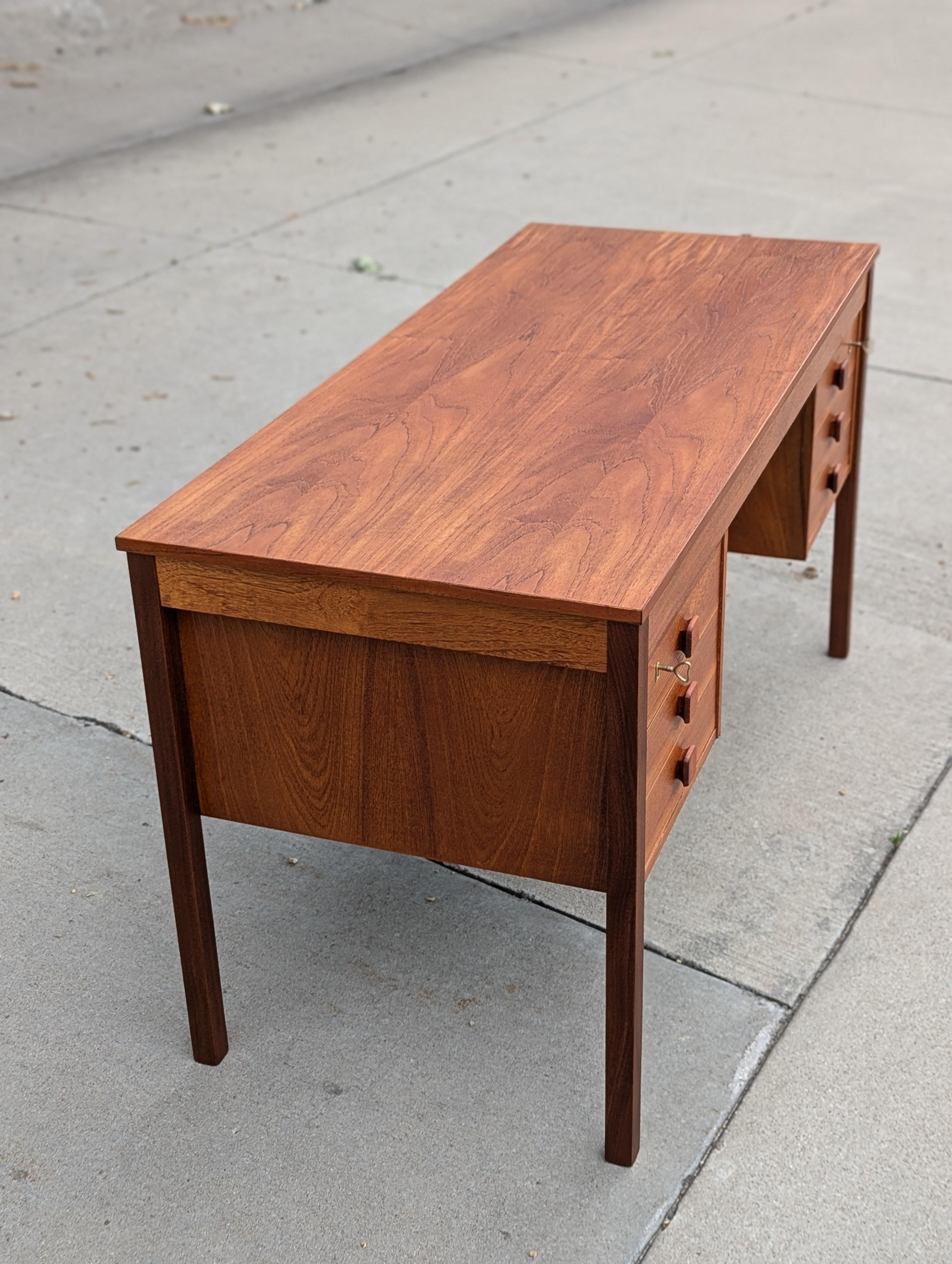 Danish Modern Teak Desk By Domino Møbler For Sale 7