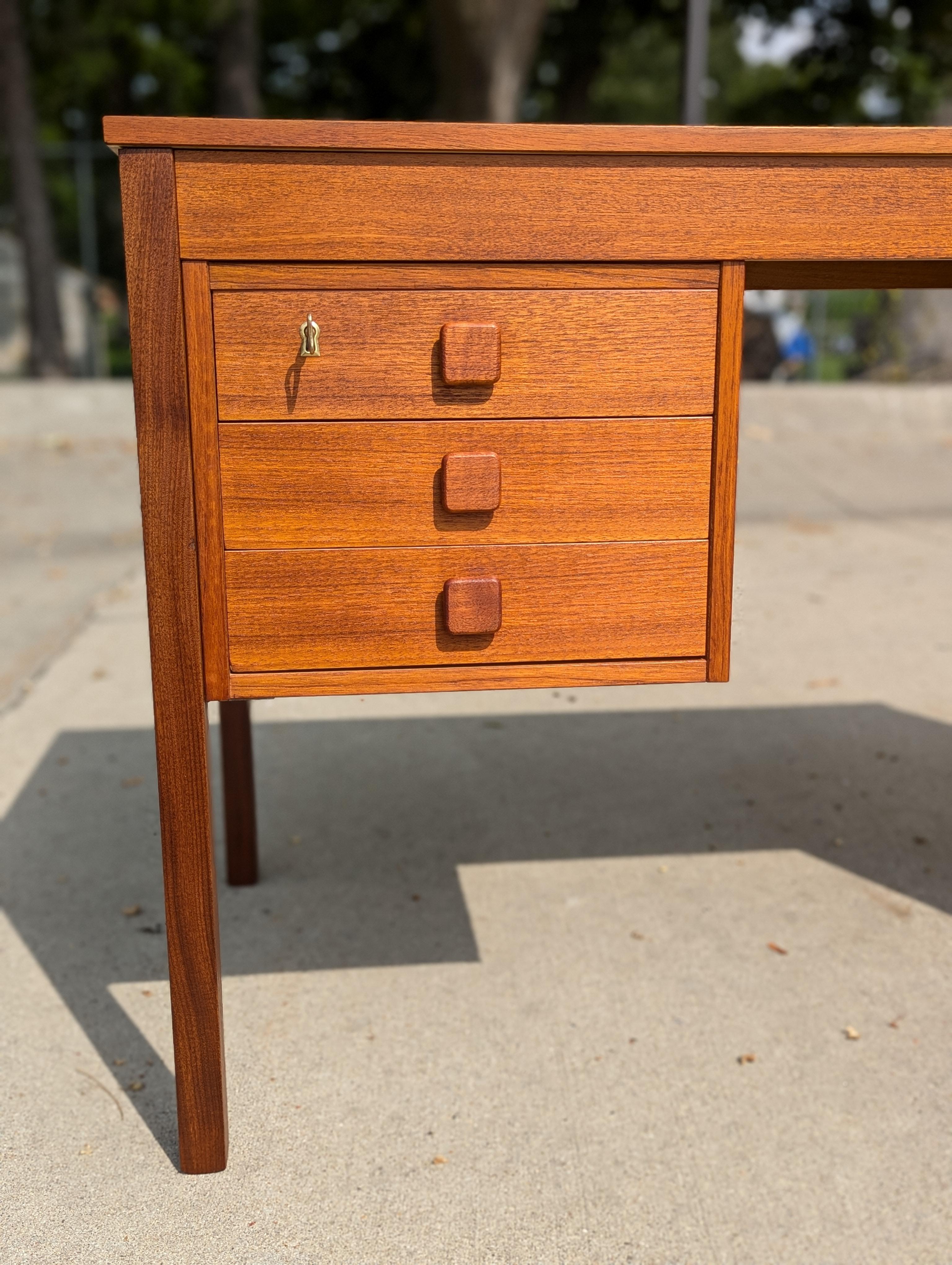 Danish Modern Teak Desk By Domino Møbler For Sale 3