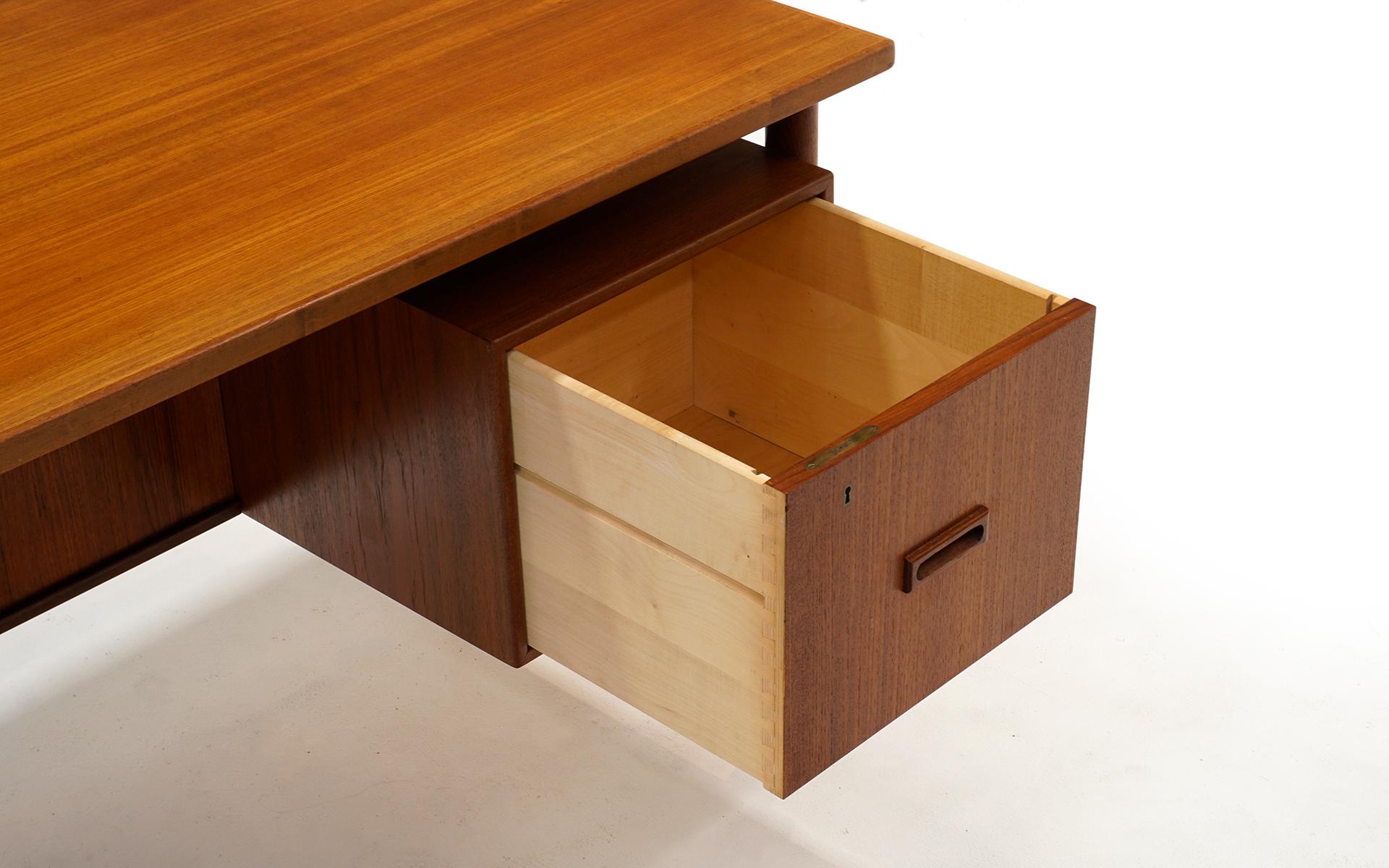Danish Modern Teak Desk by H.P. Hansen, Floating Top, Drawers and Bookcase Front 3