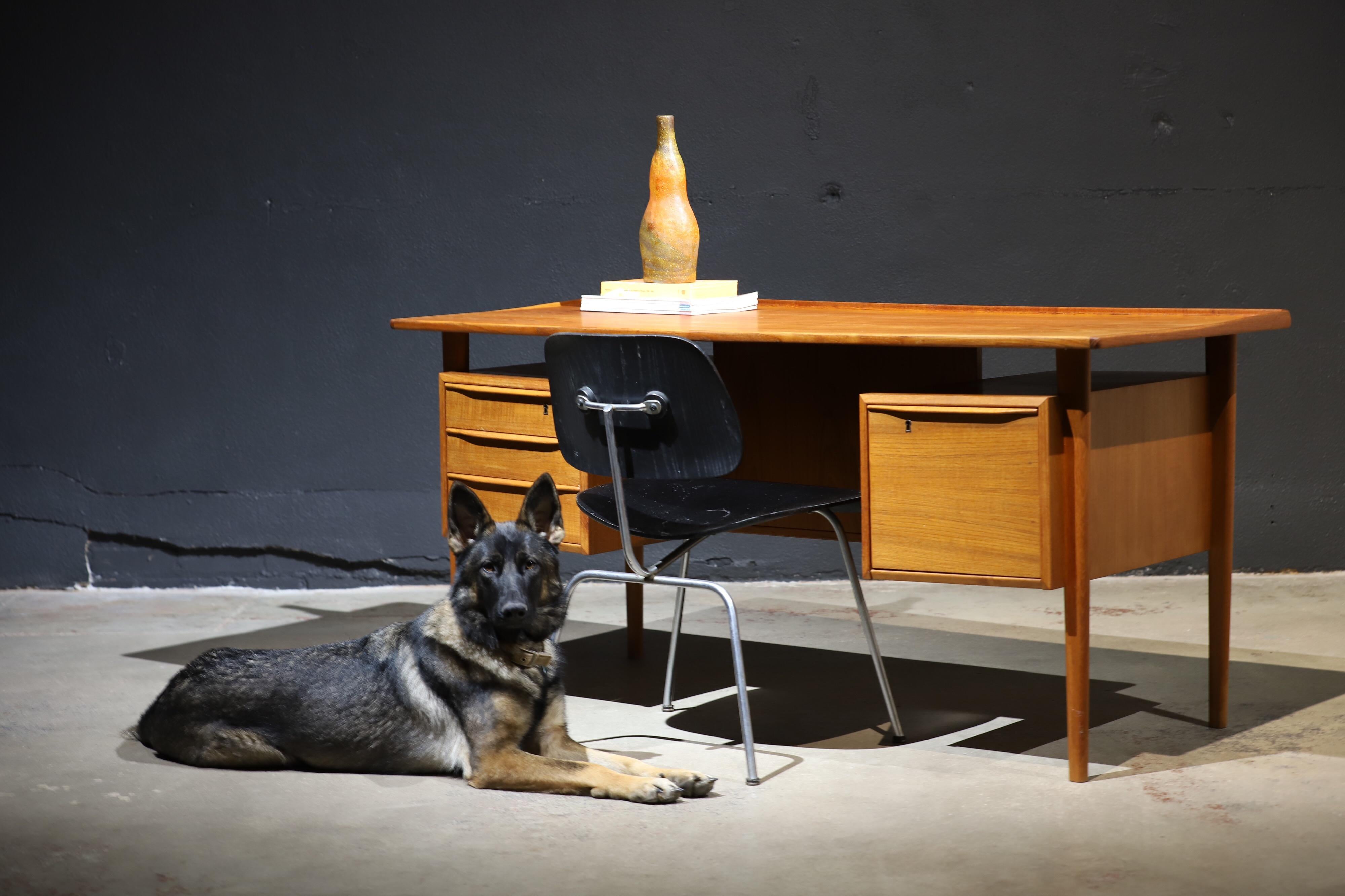 Danish Modern Teak Desk by Peter Lovig Nielsen 1