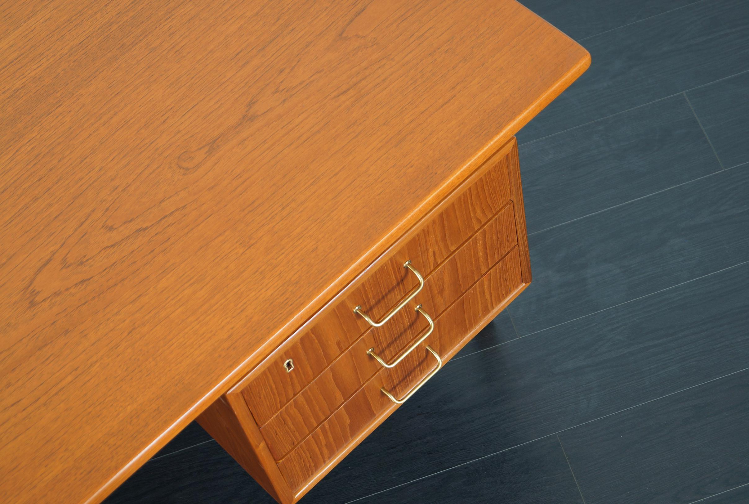 Danish Modern Teak Desk by Torben Standgaard 5