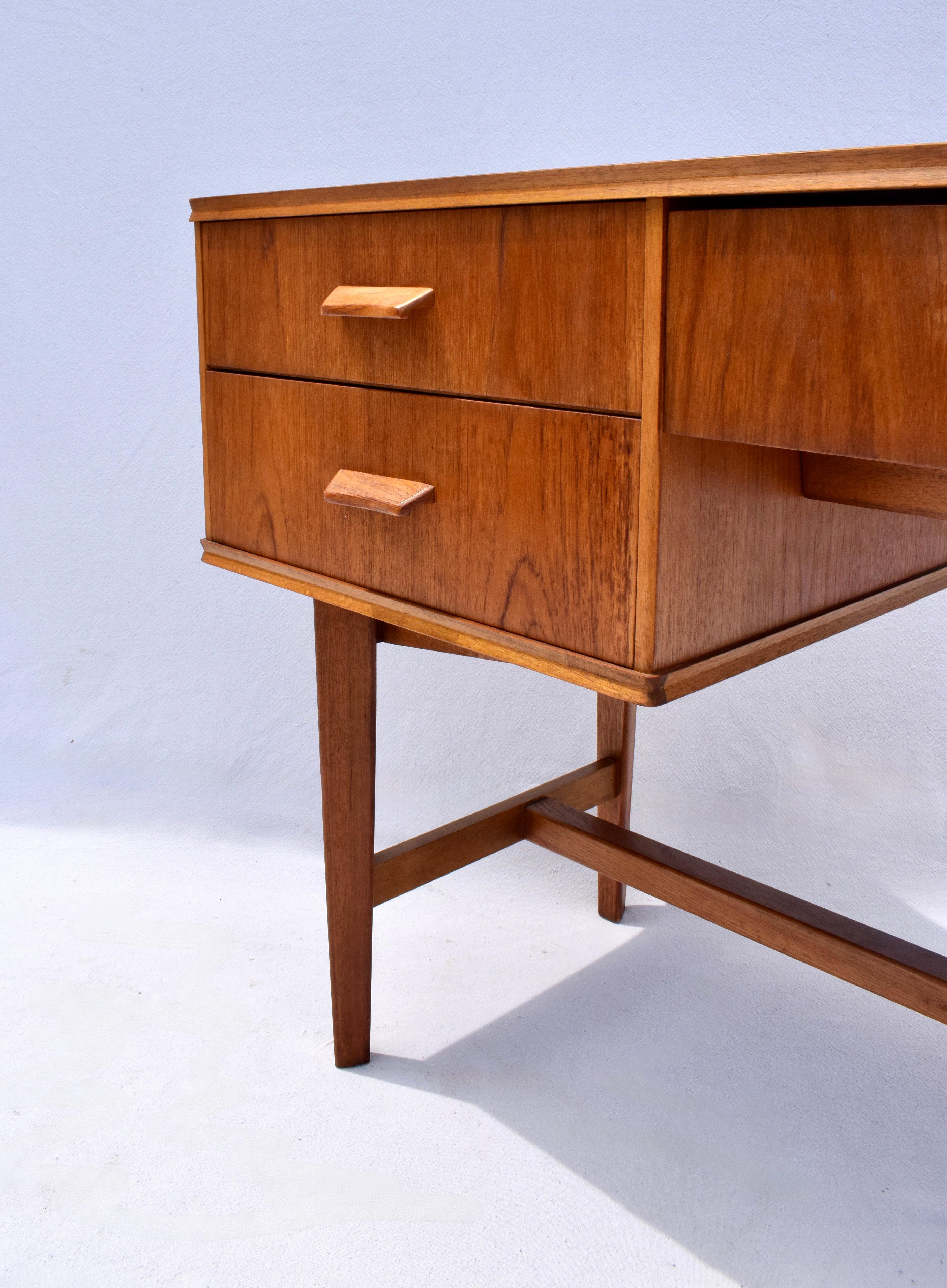 Danish Modern Teak Desk Set by Gimson & Slater LTD For Sale 6