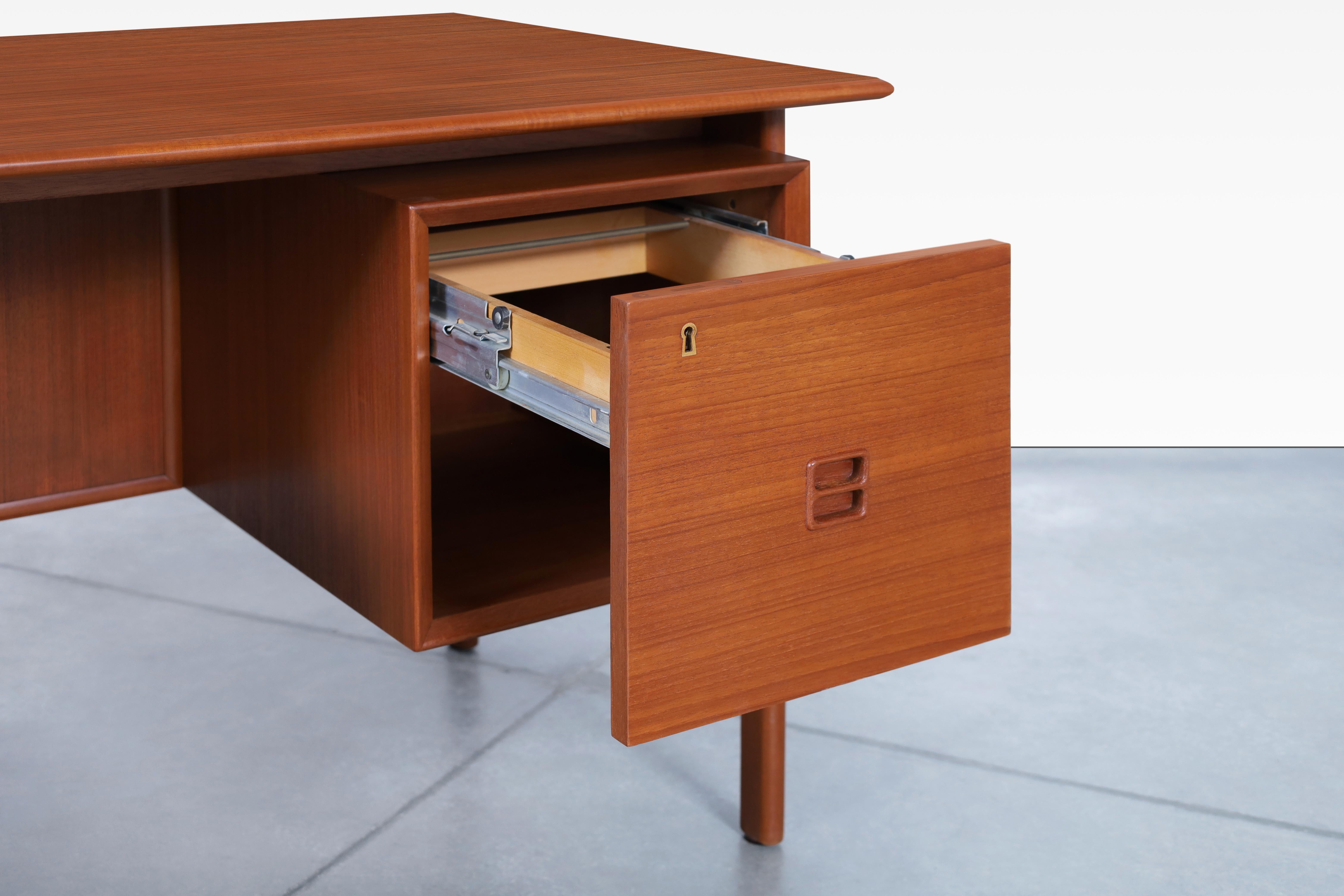 Danish Modern Teak Desk W/ Bookcase by Erik Brouer for Brouer Møbelfabrik For Sale 3