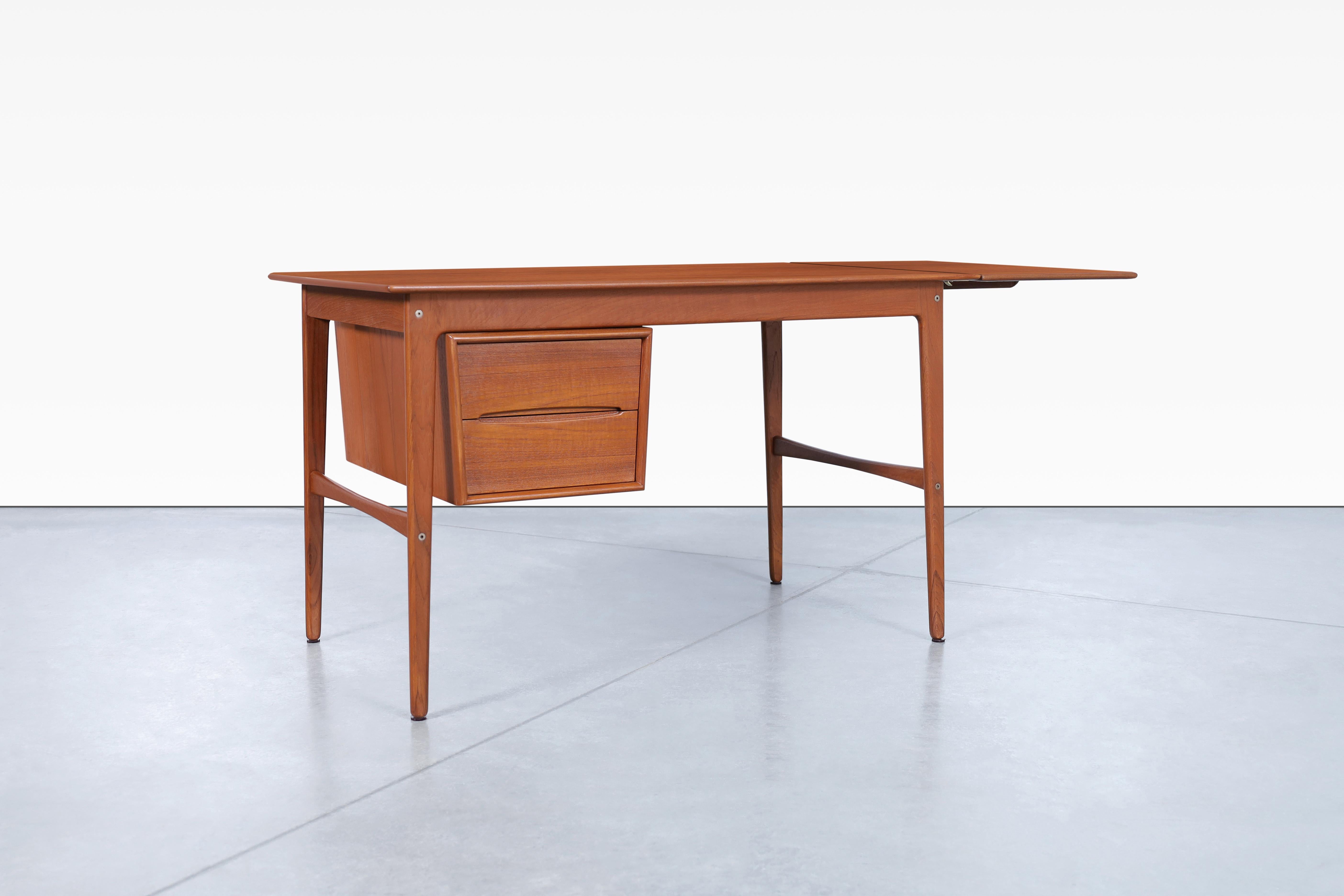 Danish Modern Teak Desk w/ Drop-Leaf by Aksel Boll Jensen For Sale 1