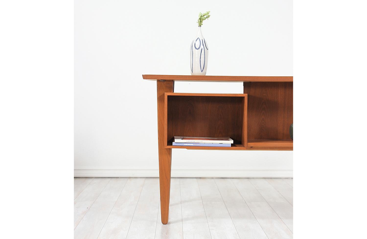 Danish Modern Teak Desk with Bookshelf 1