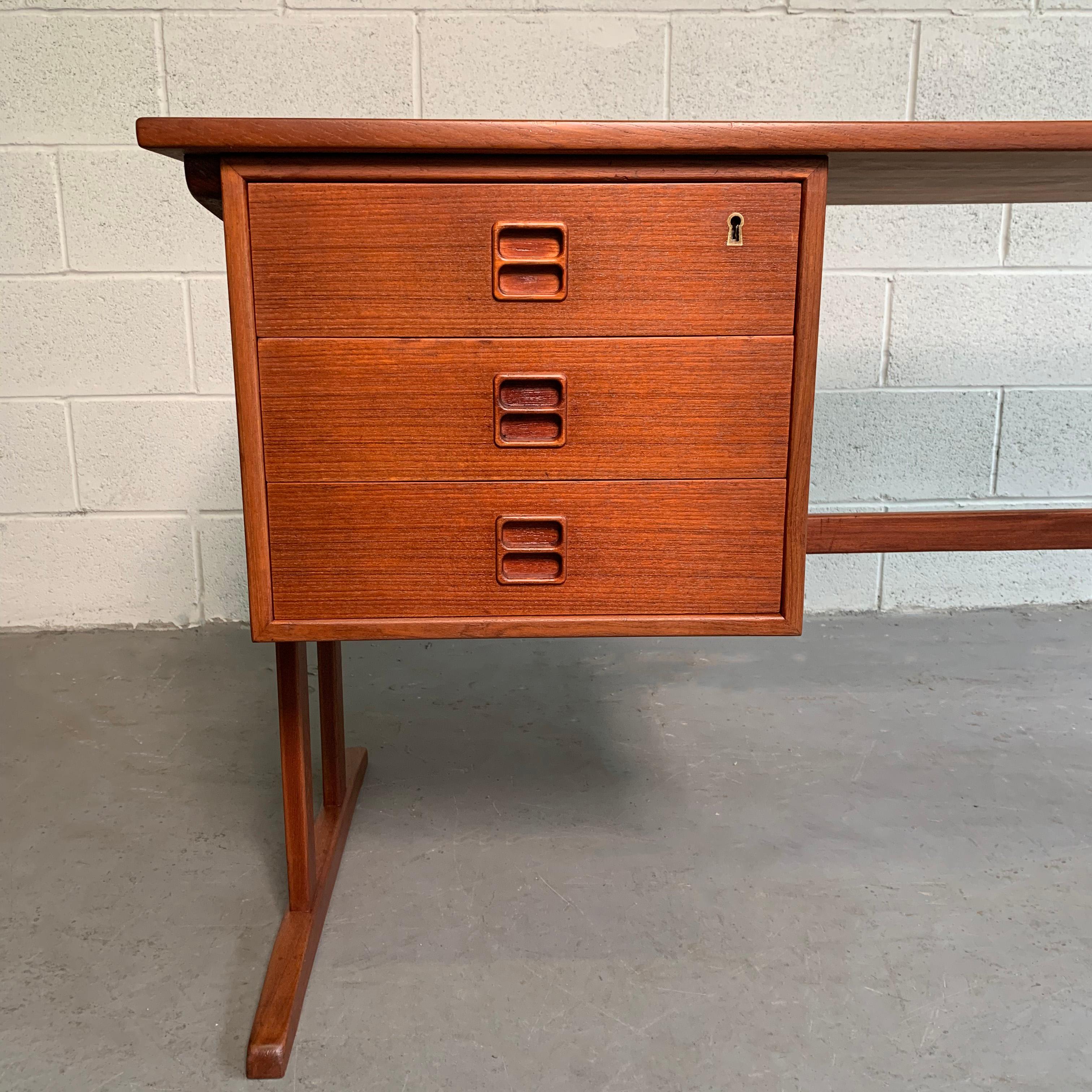 Danish Modern Teak Desk with Finished Bookshelf Back 1